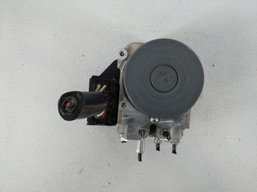 2016 Lexus Is200t ABS Pump Control Module Replacement P/N:89541-53420 44540-53430 Fits OEM Used Auto Parts