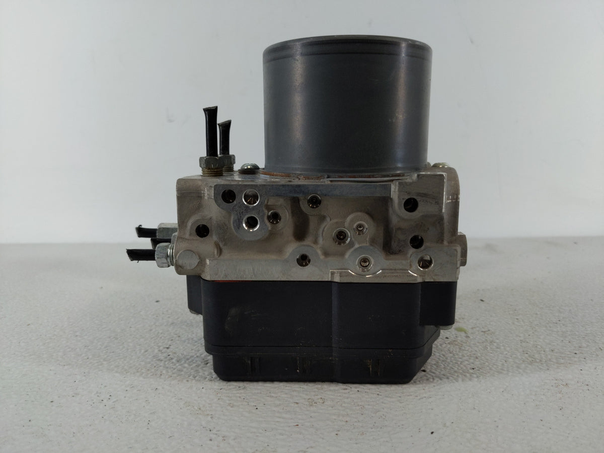 2016 Lexus Is200t Anti-Lock Brake ABS Pump Module Actuator OEM P/N:89541-53420 44540-53430 Fits OEM Used Auto Parts - Oemuse