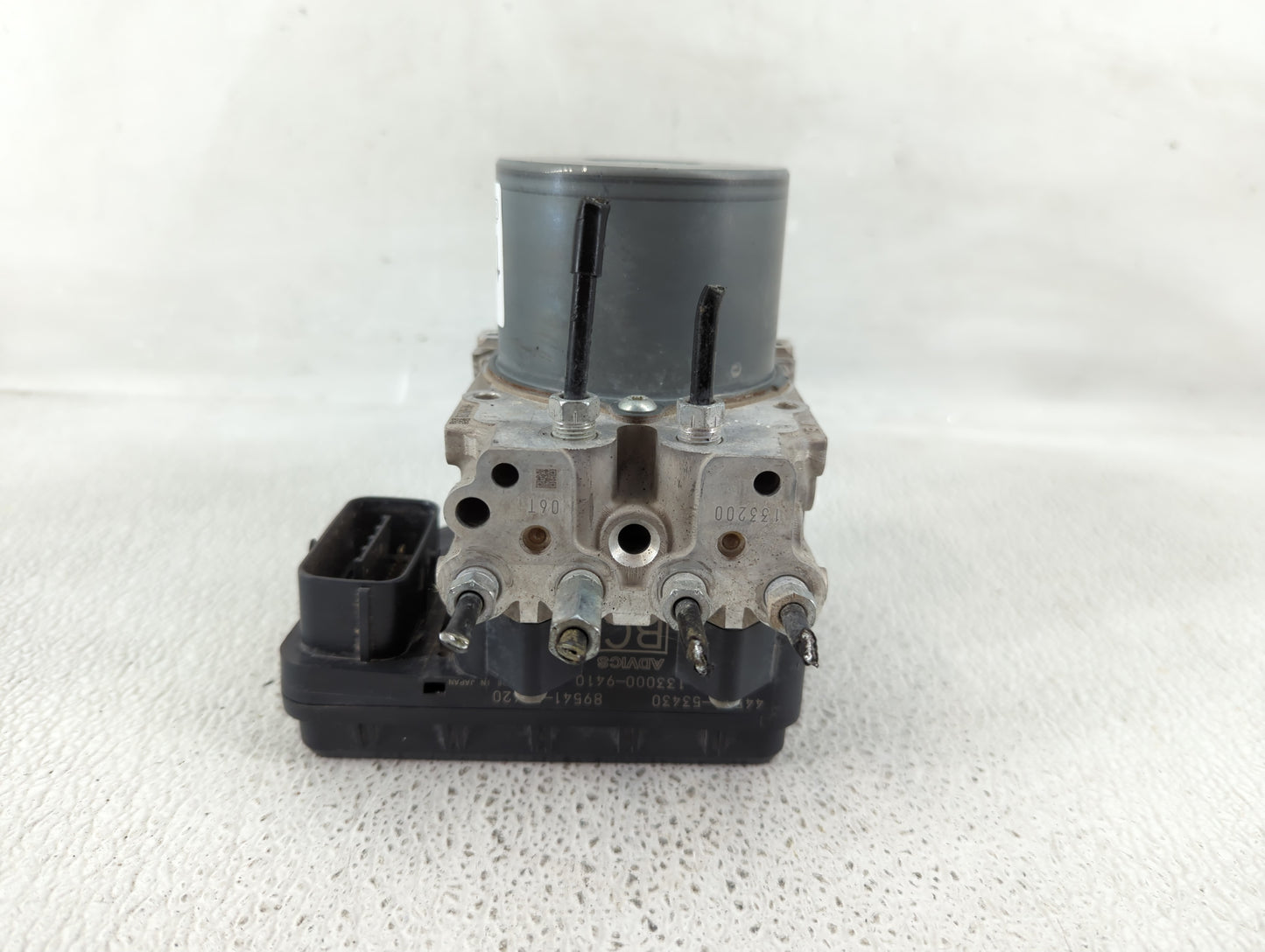 2016 Lexus Is200t ABS Pump Control Module Replacement P/N:44540-53430 89541-53420 Fits OEM Used Auto Parts - Oemusedautopart