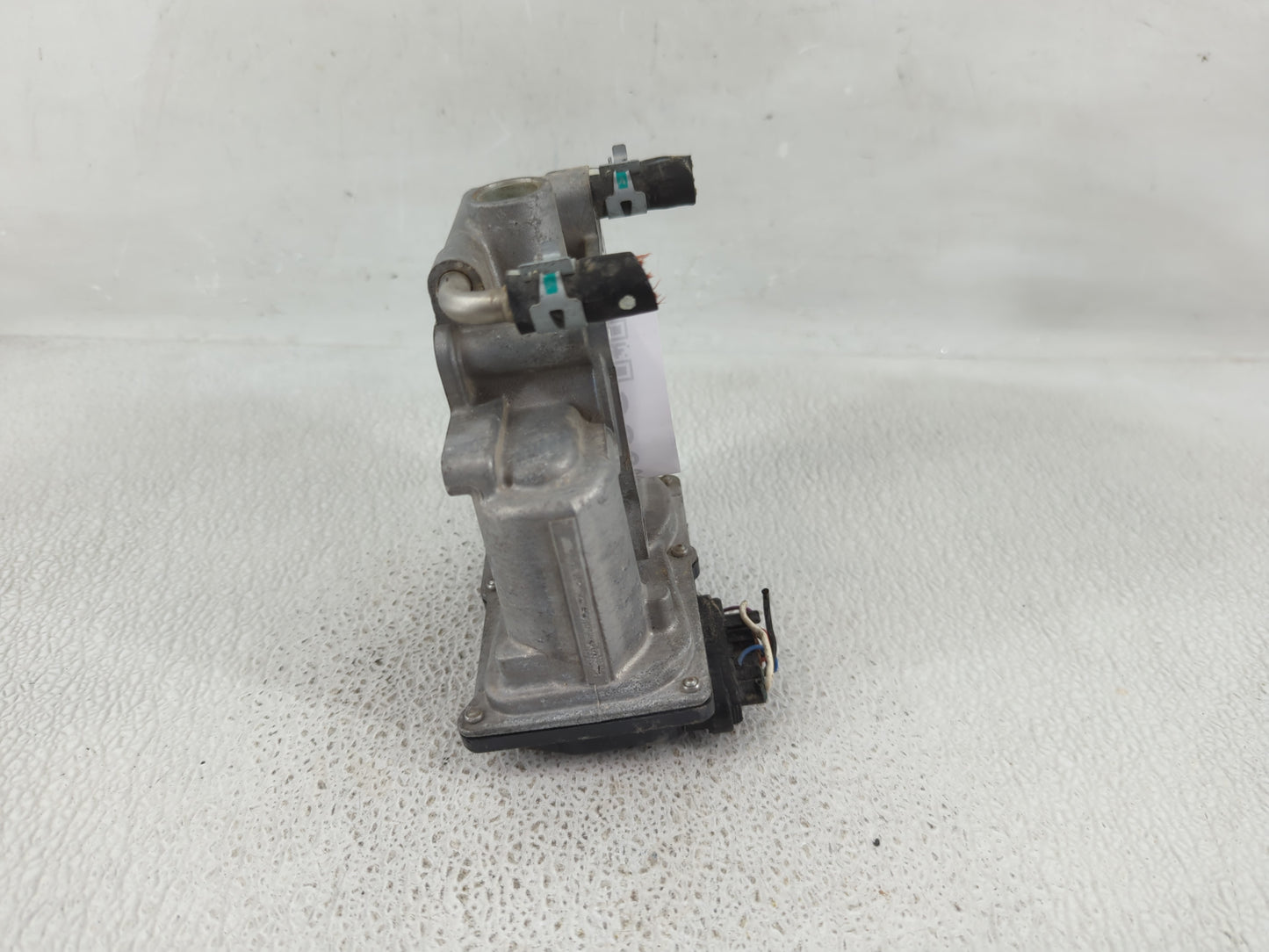 2016-2017 Lexus Is200t Throttle Body P/N:22030-30050 Fits Fits 2016 2017 2018 2019 OEM Used Auto Parts - Oemusedautoparts1.c