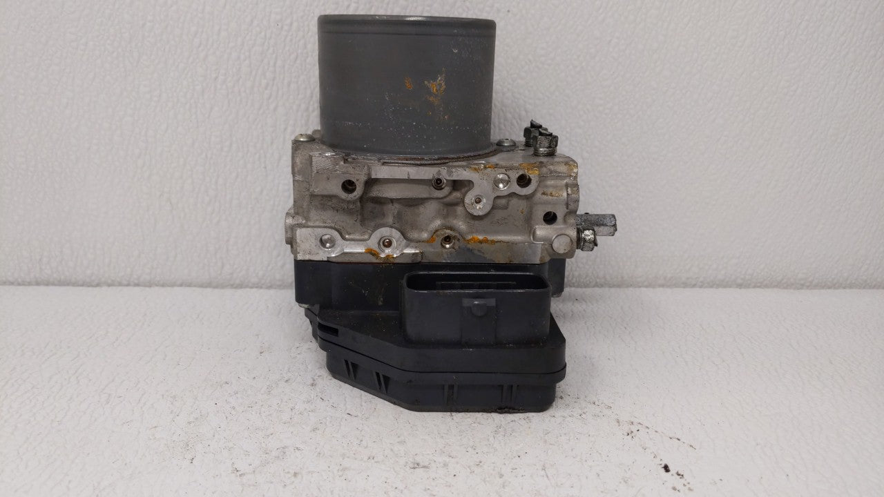 2016 Lexus Is200t ABS Pump Control Module Replacement P/N:44540-53430 89541-53420 Fits OEM Used Auto Parts - Oemusedautopart