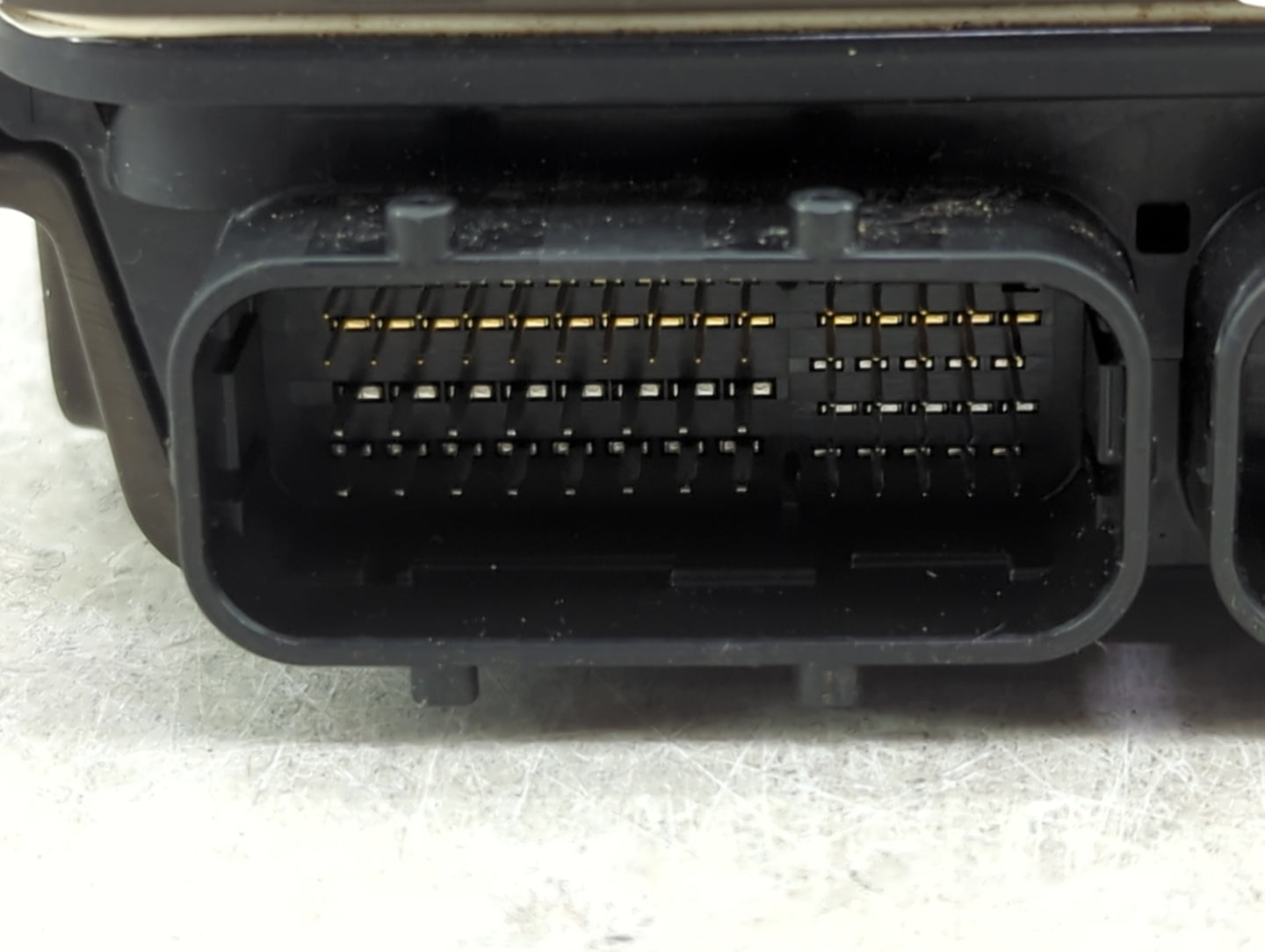 2016 Lexus Is200t PCM Engine Control Computer ECU ECM PCU OEM P/N:89661-53S60 Fits OEM Used Auto Parts - Oemusedautoparts1.c