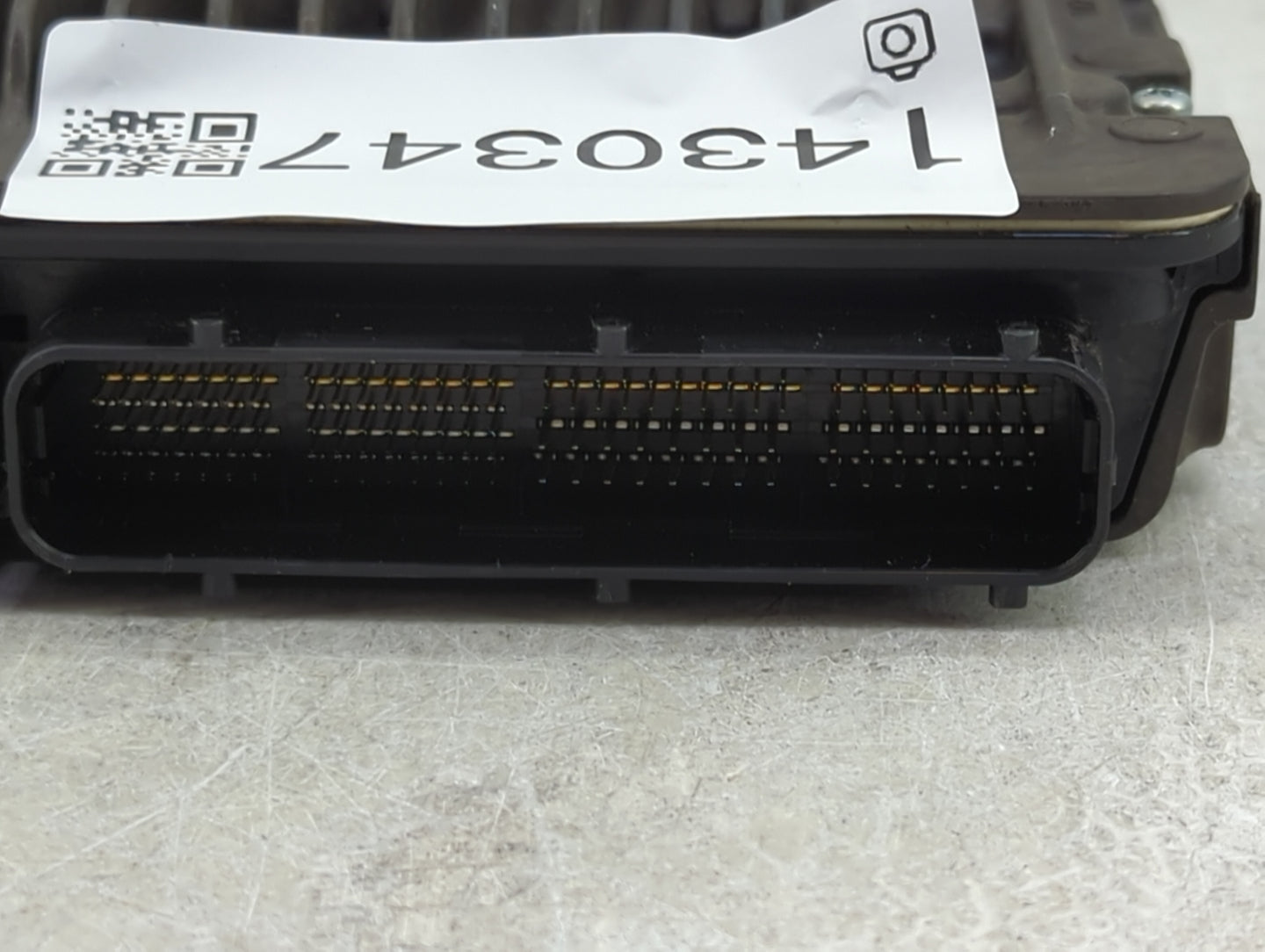 2016 Lexus Is200t PCM Engine Control Computer ECU ECM PCU OEM P/N:89661-53S60 Fits OEM Used Auto Parts - Oemusedautoparts1.c