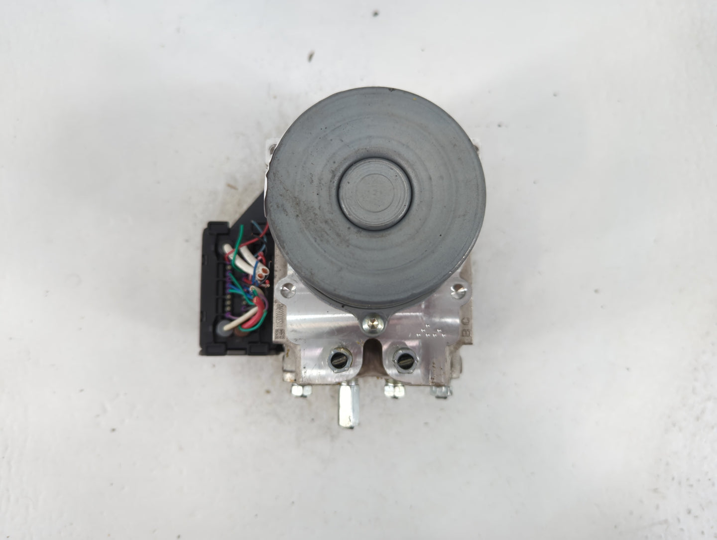 2016 Lexus Is200t ABS Pump Control Module Replacement P/N:89541-53420 44540-53430 Fits OEM Used Auto Parts - Oemusedautopart
