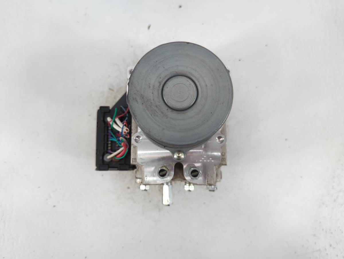 2016 Lexus Is200t Anti-Lock Brake ABS Pump Module Actuator OEM P/N:89541-53420 44540-53430 Fits OEM Used Auto Parts - Oemuse