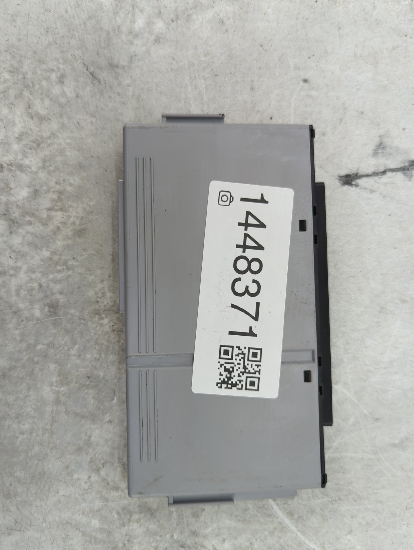 2016-2016 Lexus Is300 Body Control Module Bcm Inner Cabin Fuse Box - Oemusedautoparts1.com