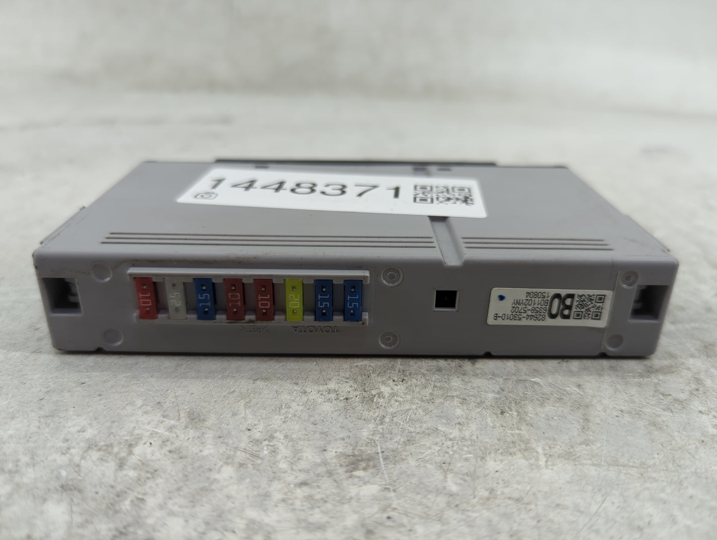 2016-2016 Lexus Is300 Body Control Module Bcm Inner Cabin Fuse Box - Oemusedautoparts1.com
