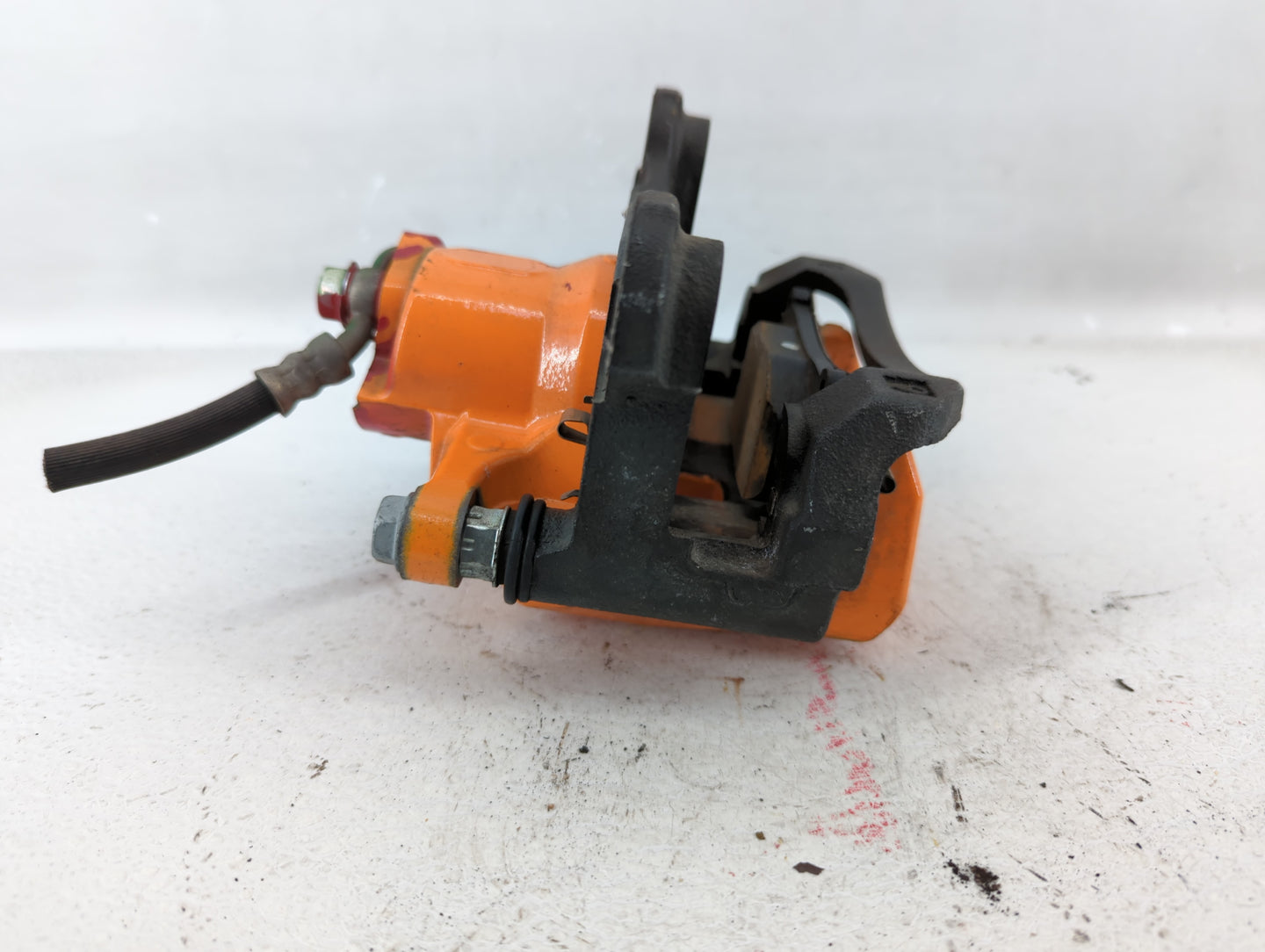 2016-2017 Lexus Rc200t Front Passenger Right Brake Caliper - Oemusedautoparts1.com