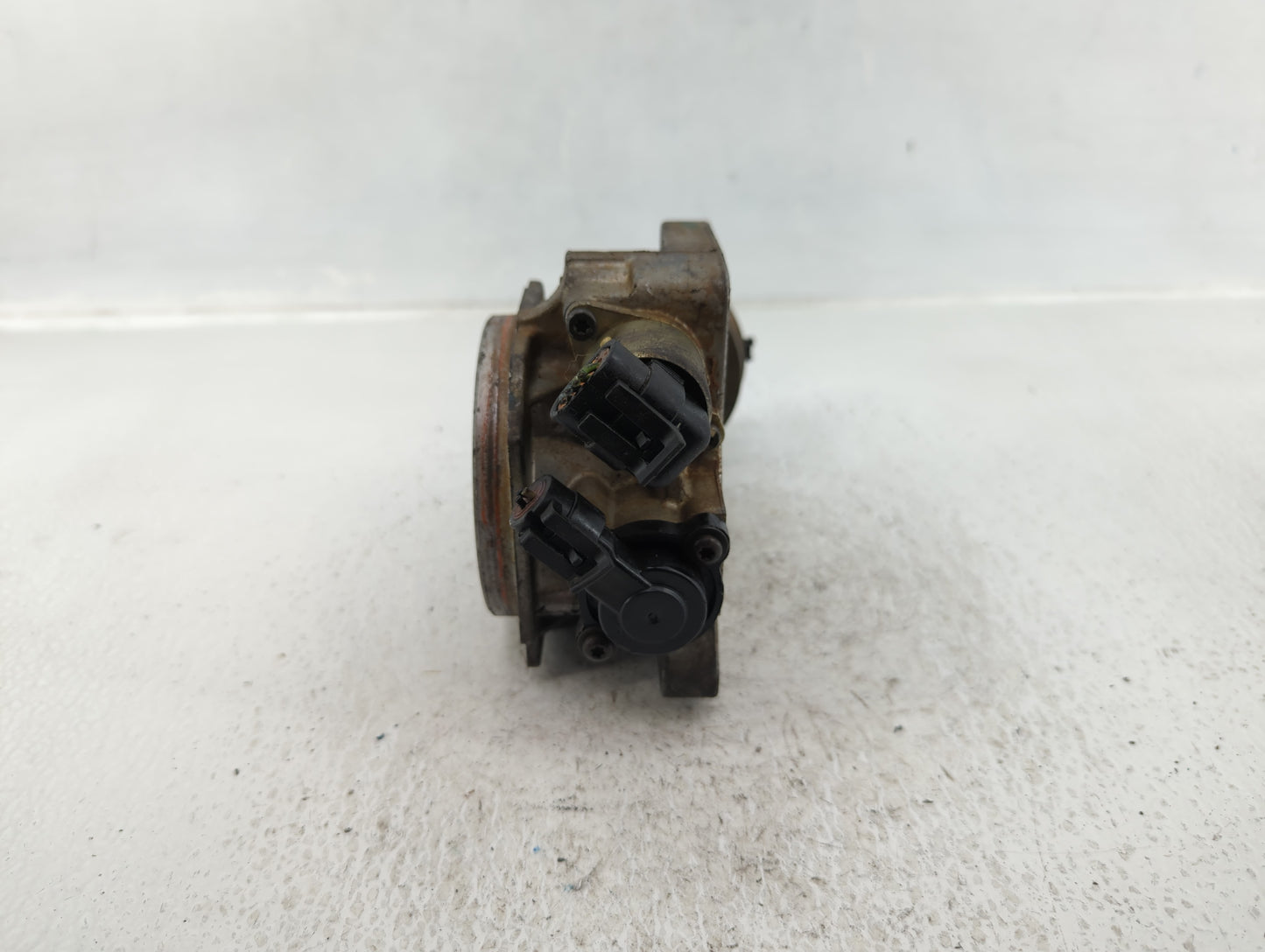 2016-2017 Lexus Rc200t Throttle Body Fits Fits 2016 2017 2018 2019 OEM Used Auto Parts - Oemusedautoparts1.com