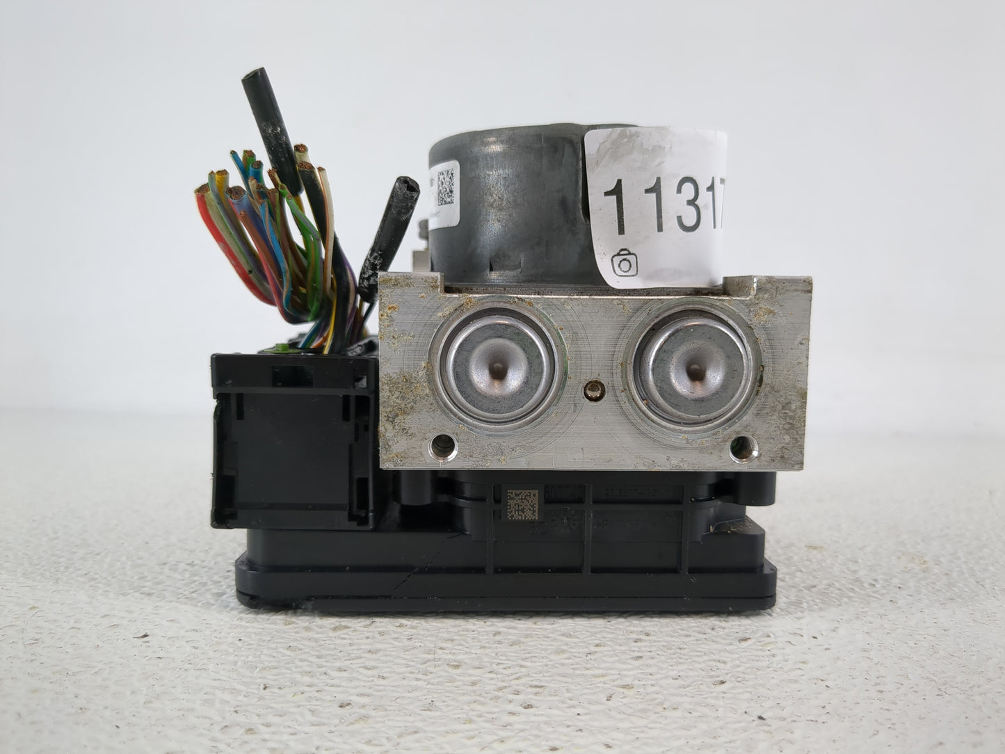 2016 Lincoln Mkc ABS Pump Control Module Replacement P/N:EJ7C-2C405-AK Fits OEM Used Auto Parts - Oemusedautoparts1.com