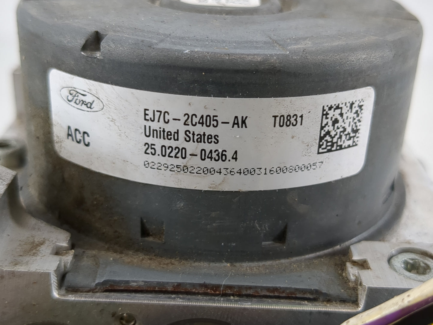 2016 Lincoln Mkc ABS Pump Control Module Replacement P/N:EJ7C-2C405-AK Fits OEM Used Auto Parts - Oemusedautoparts1.com