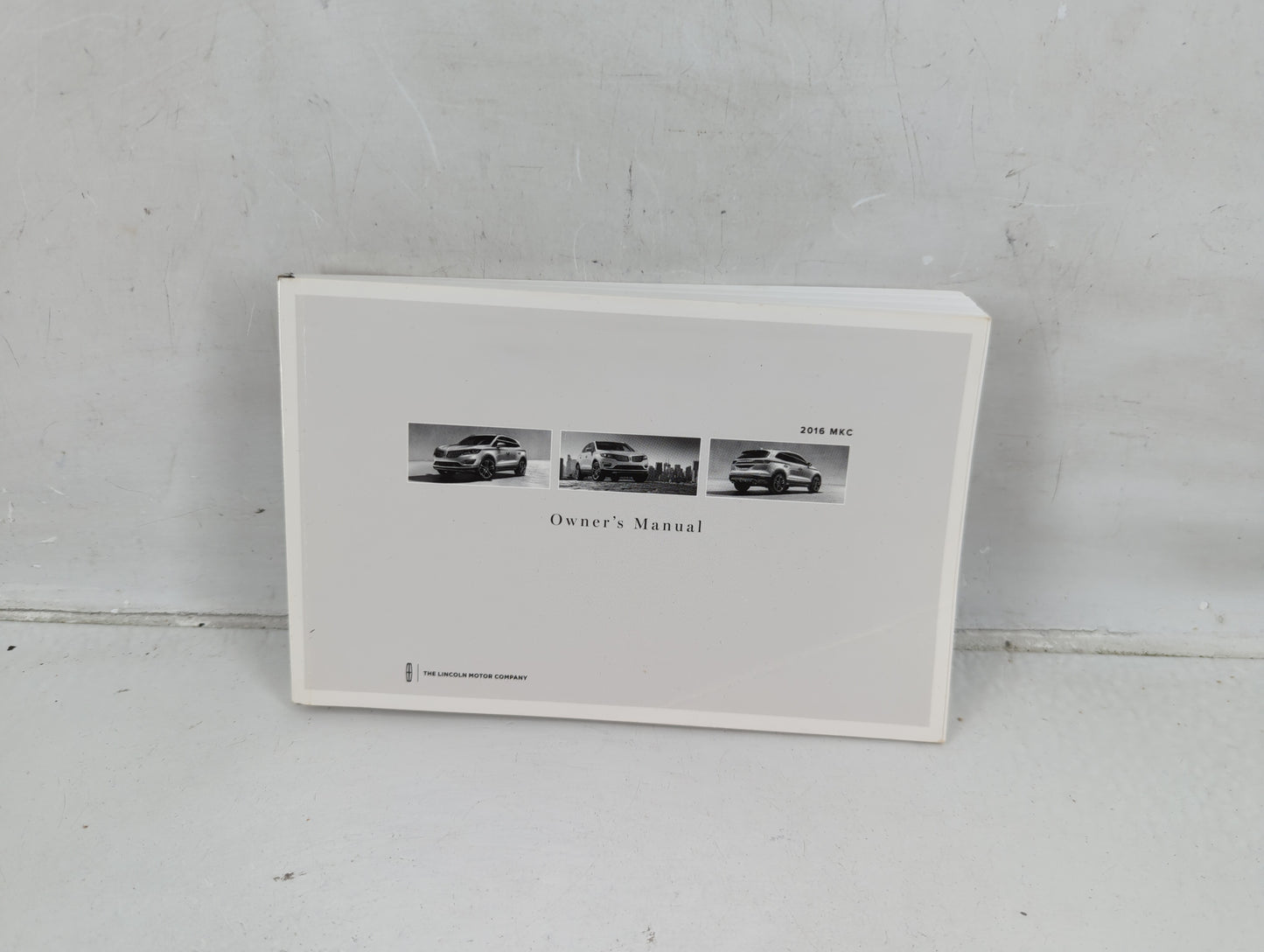 2016 Lincoln Mkc Owners Manual Book Guide P/N:GJ7J 19A321 AA OEM Used Auto Parts - Oemusedautoparts1.com