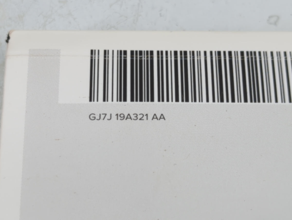 2016 Lincoln Mkc Owners Manual Book Guide P/N:GJ7J 19A321 AA OEM Used Auto Parts - Oemusedautoparts1.com