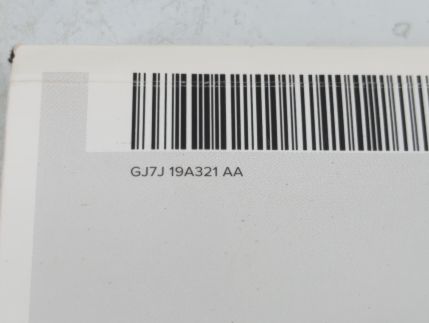 2016 Lincoln Mkc Owners Manual Book Guide P/N:GJ7J 19A321 AA OEM Used Auto Parts - Oemusedautoparts1.com