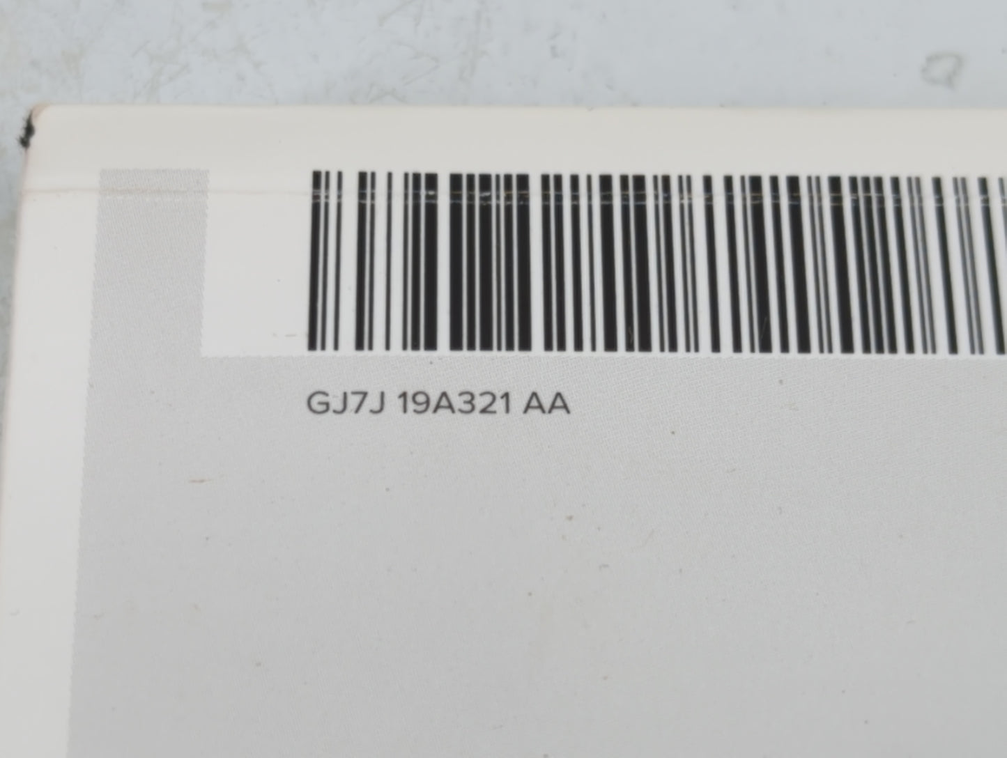 2016 Lincoln Mkc Owners Manual Book Guide P/N:GJ7J 19A321 AA OEM Used Auto Parts - Oemusedautoparts1.com