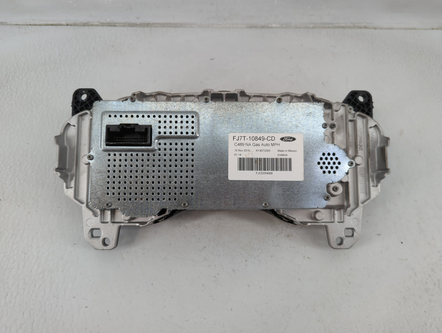 2016 Lincoln Mkc Instrument Cluster Speedometer Gauges P/N:FJ7T-10849-CD FJ7T-10849-CC Fits OEM Used Auto Parts - Oemusedaut
