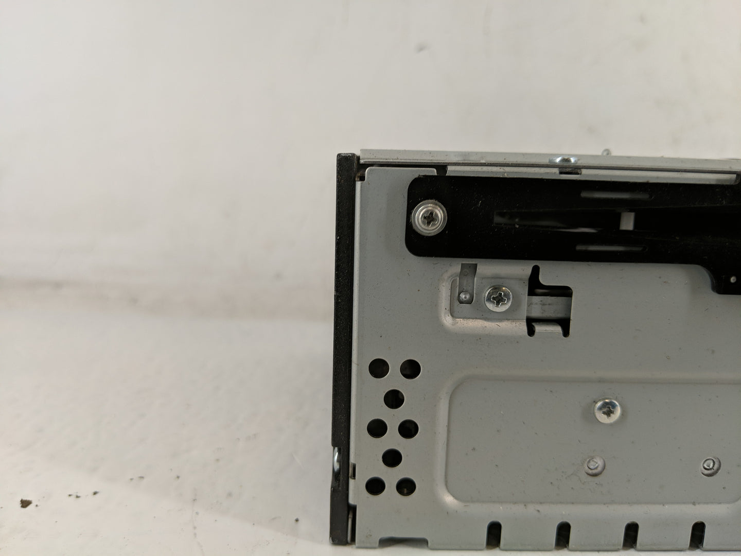 2015-2016 Lincoln Mkc Radio AM FM Cd Player Receiver Replacement P/N:EJ7T-19C107-EB Fits Fits 2015 2016 OEM Used Auto Parts 