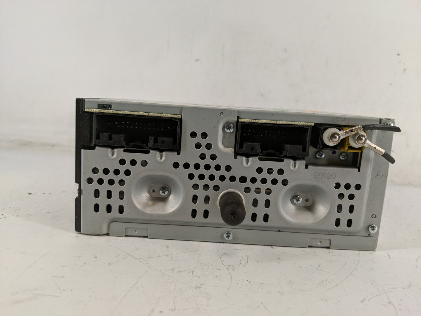 2015-2016 Lincoln Mkc Radio AM FM Cd Player Receiver Replacement P/N:EJ7T-19C107-EB Fits Fits 2015 2016 OEM Used Auto Parts 