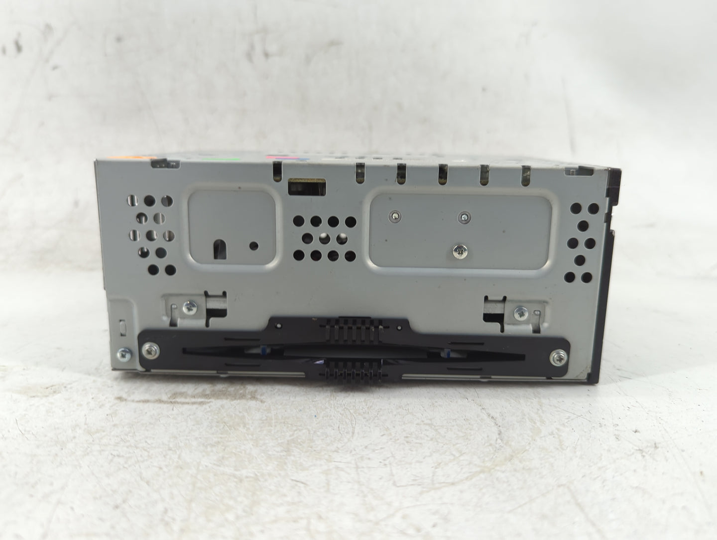 2015-2016 Lincoln Mkc Radio AM FM Cd Player Receiver Replacement P/N:EJ7T-19C107-EA Fits Fits 2015 2016 OEM Used Auto Parts 
