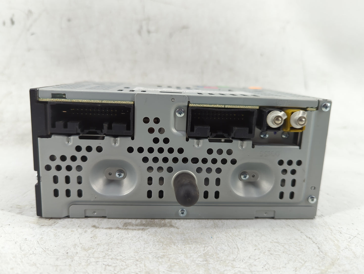2015-2016 Lincoln Mkc Radio AM FM Cd Player Receiver Replacement P/N:EJ7T-19C107-EA Fits Fits 2015 2016 OEM Used Auto Parts 