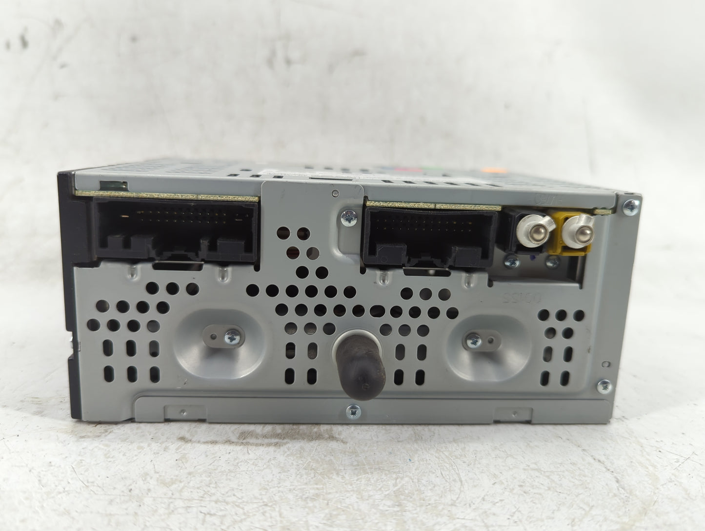 2015-2016 Lincoln Mkc Radio AM FM Cd Player Receiver Replacement P/N:EJ7T-19C107-EA Fits Fits 2015 2016 OEM Used Auto Parts 