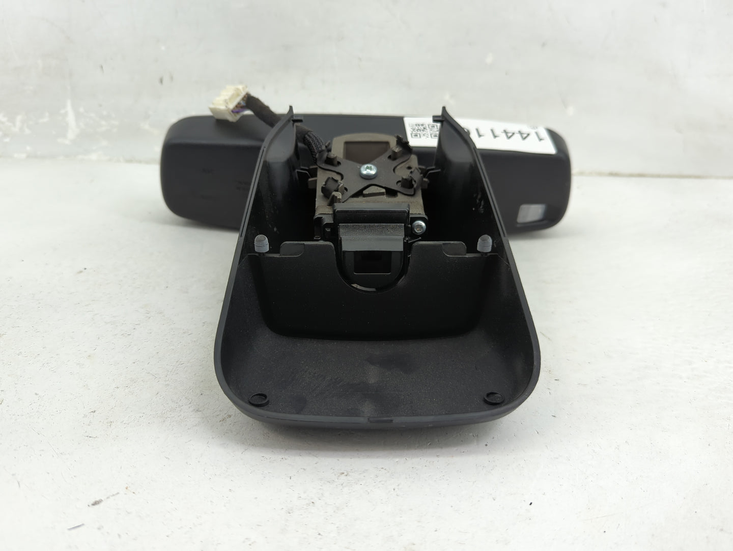 2015-2019 Lincoln Mkc Interior Rear View Mirror Replacement OEM P/N:EU5A 17E678 CD Fits OEM Used Auto Parts - Oemusedautopar