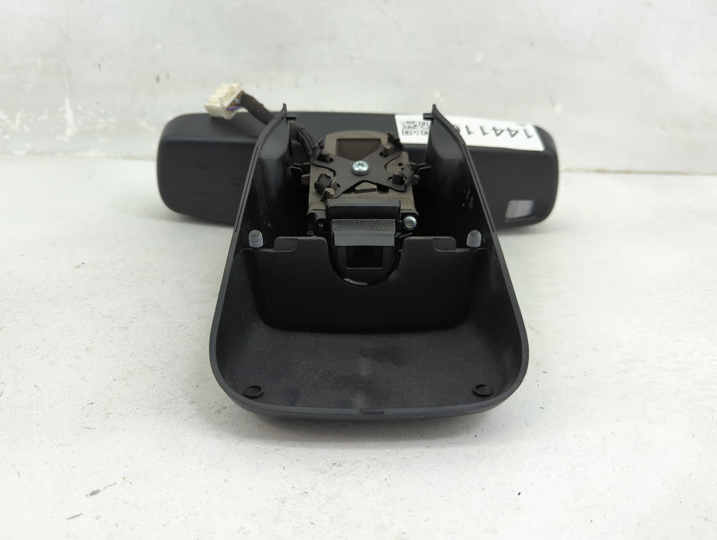 2015-2019 Lincoln Mkc Interior Rear View Mirror Replacement OEM P/N:EU5A 17E678 CD Fits OEM Used Auto Parts - Oemusedautopar
