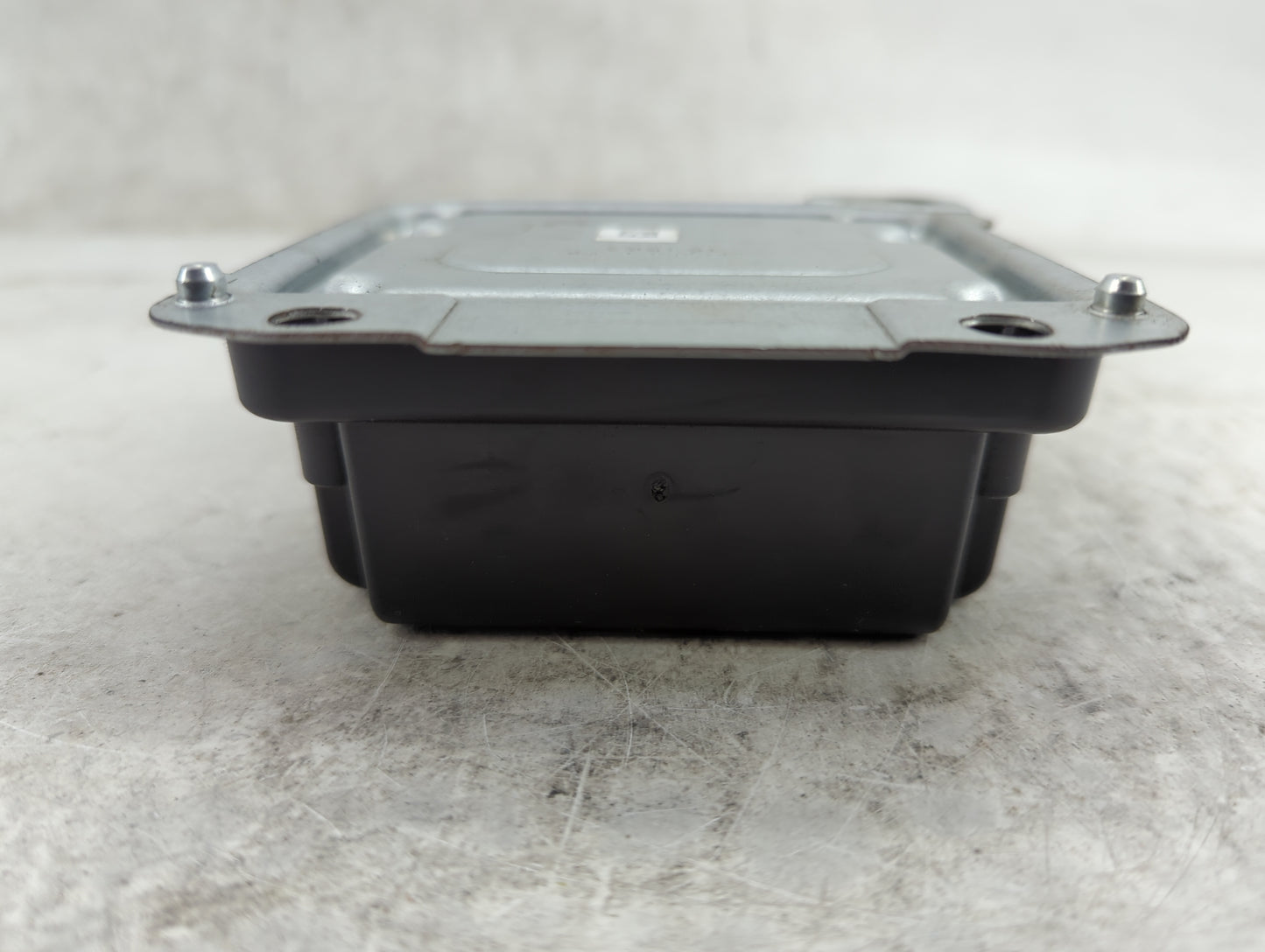 2016 Lincoln Mkc Safety Restraint Srs Airbag Control Module - Oemusedautoparts1.com