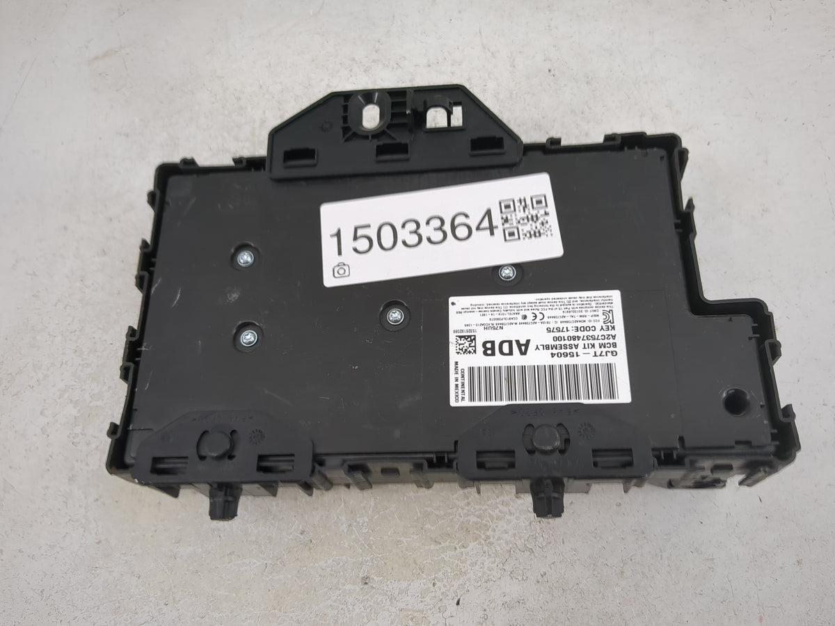 2015-2016 Lincoln Mkc Fusebox Fuse Box Panel Relay Module P/N:GJ7T-15604 A2C7537480100, DG9T-14B476-B/C/D/E Fits Fits 2015 2