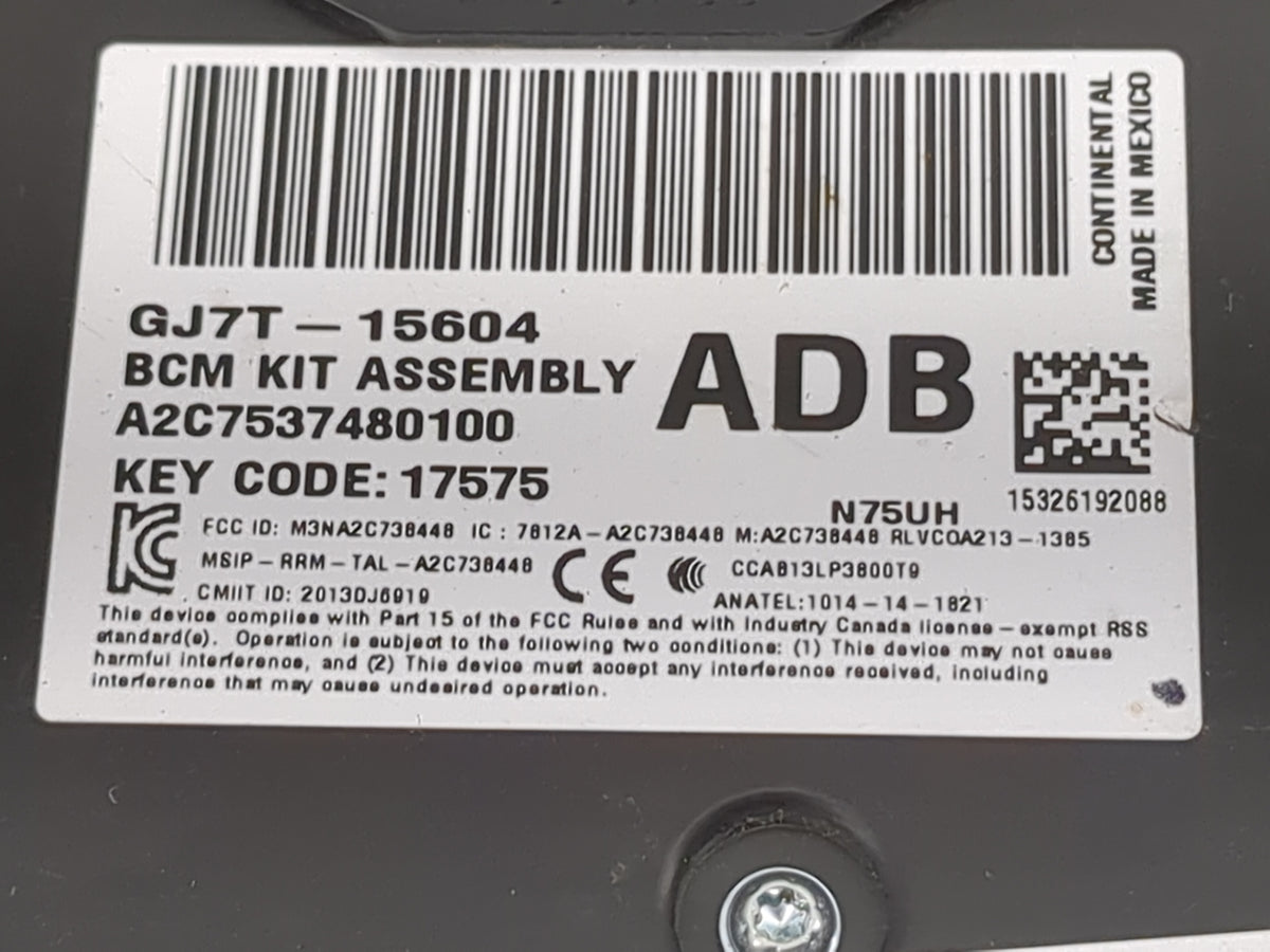 2015-2016 Lincoln Mkc Fusebox Fuse Box Panel Relay Module P/N:GJ7T-15604 A2C7537480100, DG9T-14B476-B/C/D/E Fits Fits 2015 2