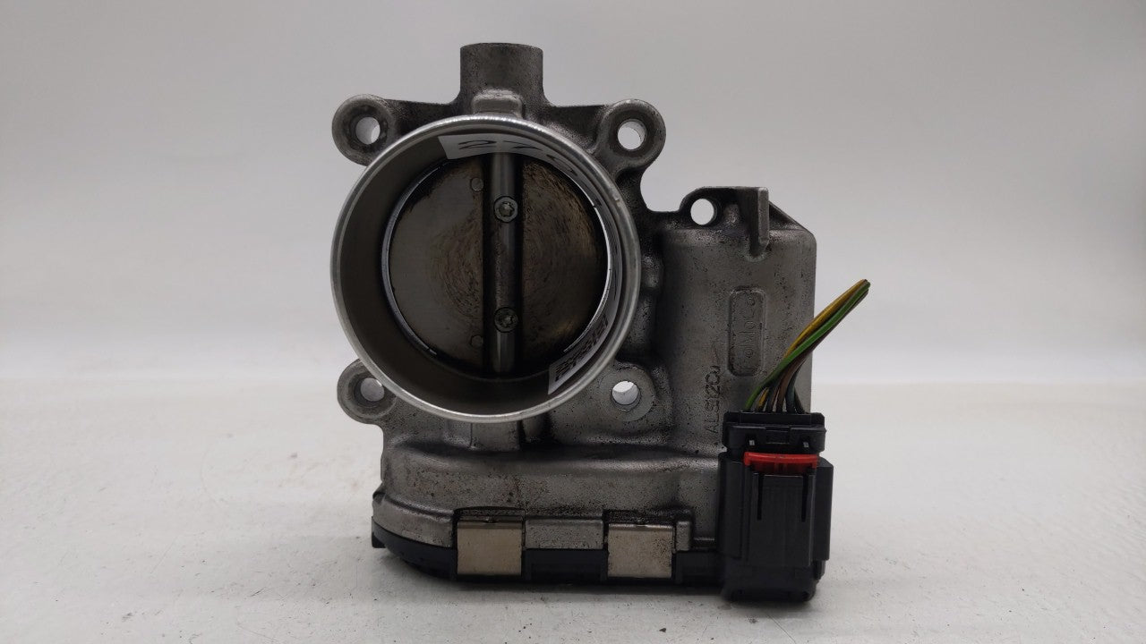 2015-2019 Lincoln Mkc Throttle Body P/N:DS7E-9F991-BB Fits Fits 2014 2015 2016 2017 2018 2019 OEM Used Auto Parts - Oemuseda