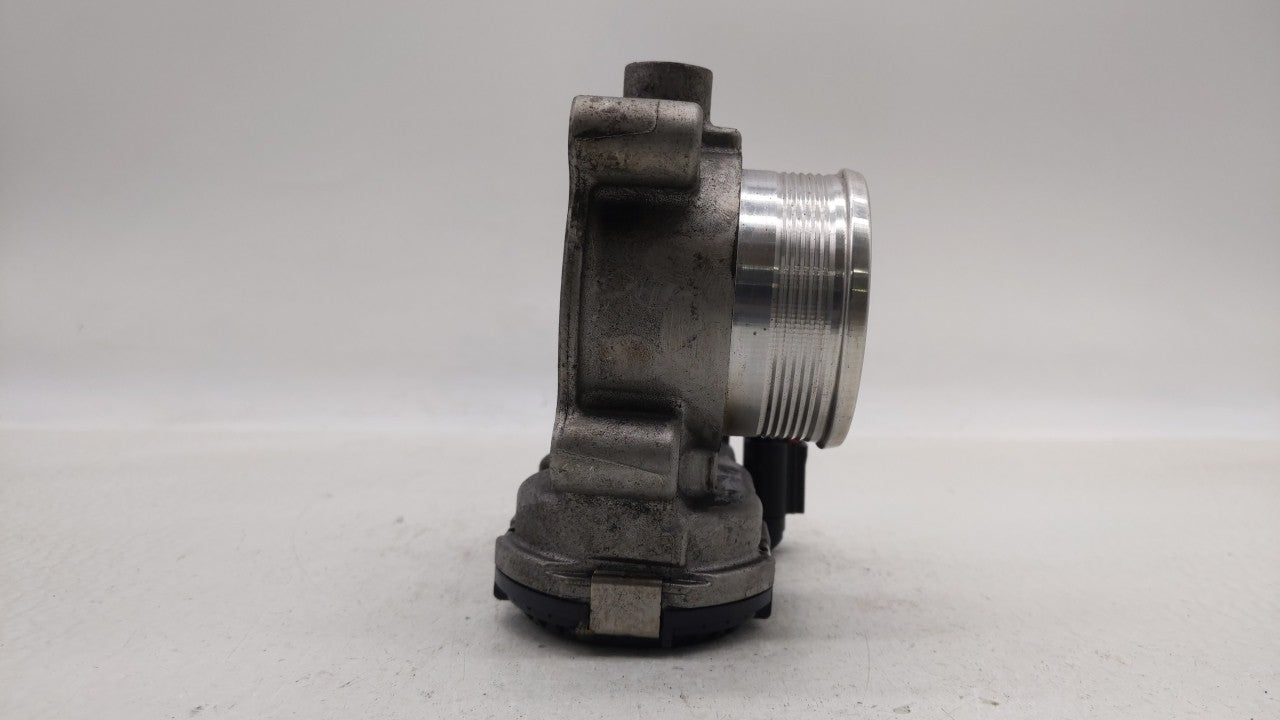 2015-2019 Lincoln Mkc Throttle Body P/N:DS7E-9F991-BB Fits Fits 2014 2015 2016 2017 2018 2019 OEM Used Auto Parts - Oemuseda