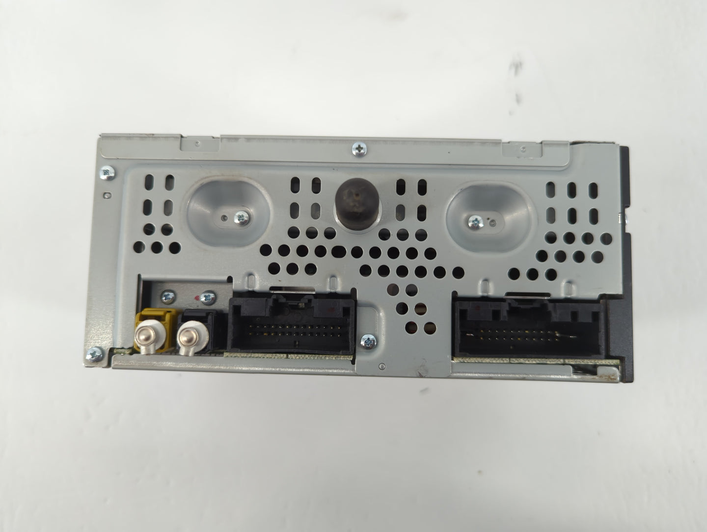 2015-2016 Lincoln Mkc Radio AM FM Cd Player Receiver Replacement P/N:CQ-MJ23E3UMC Fits Fits 2015 2016 OEM Used Auto Parts - 