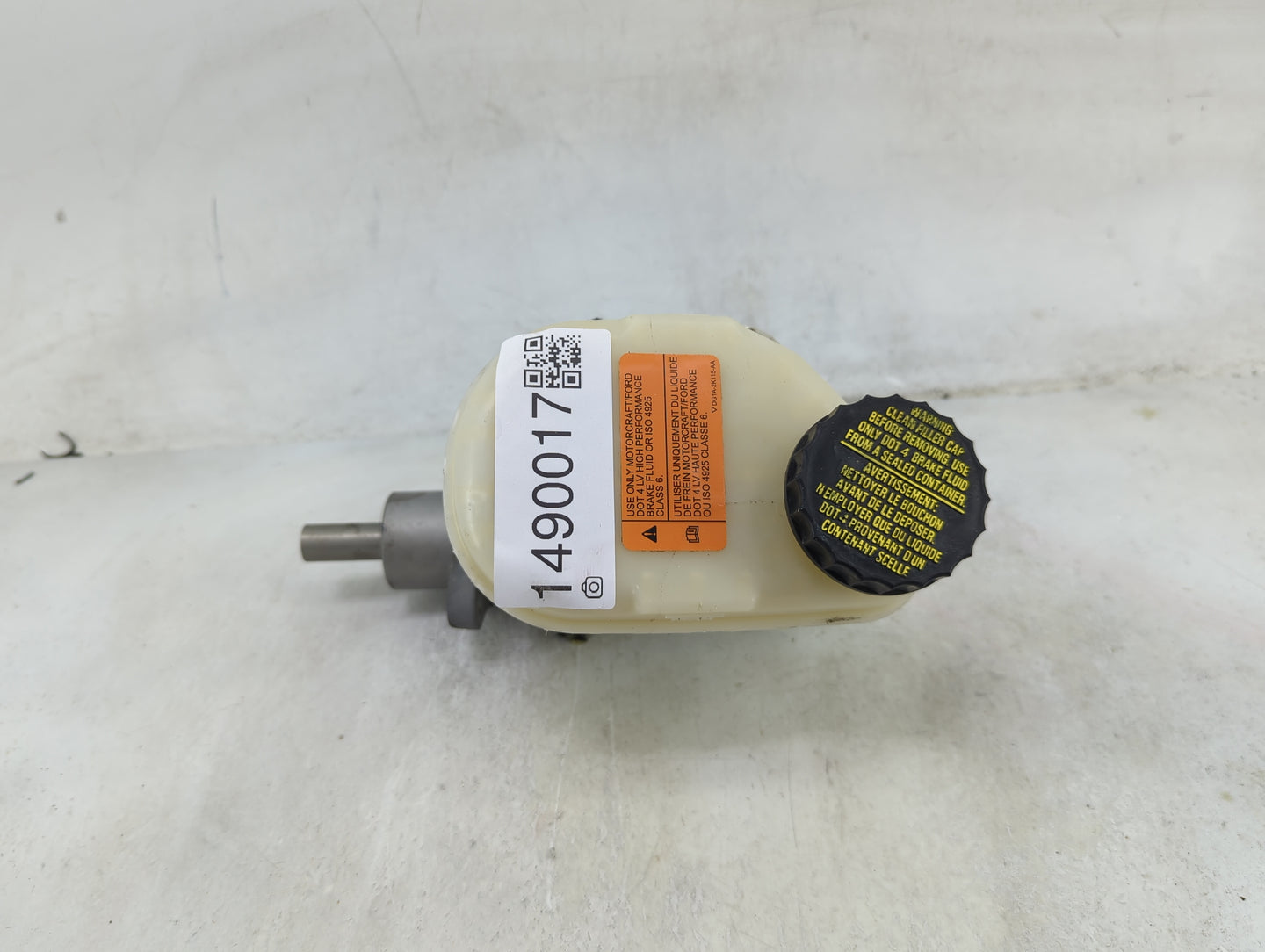 2013-2016 Lincoln Mks Brake Master Cylinder 1490017 - Oemusedautoparts1.com