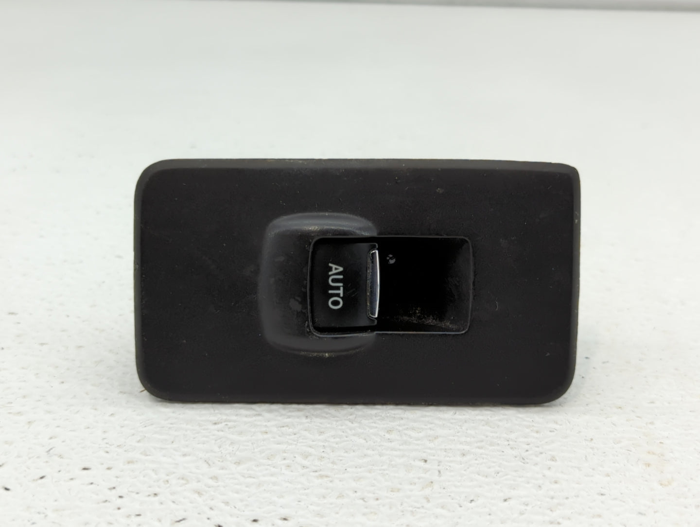 2016 Lincoln Mks Passenger Right Power Window Switch Da5t-14529-abw - Oemusedautoparts1.com