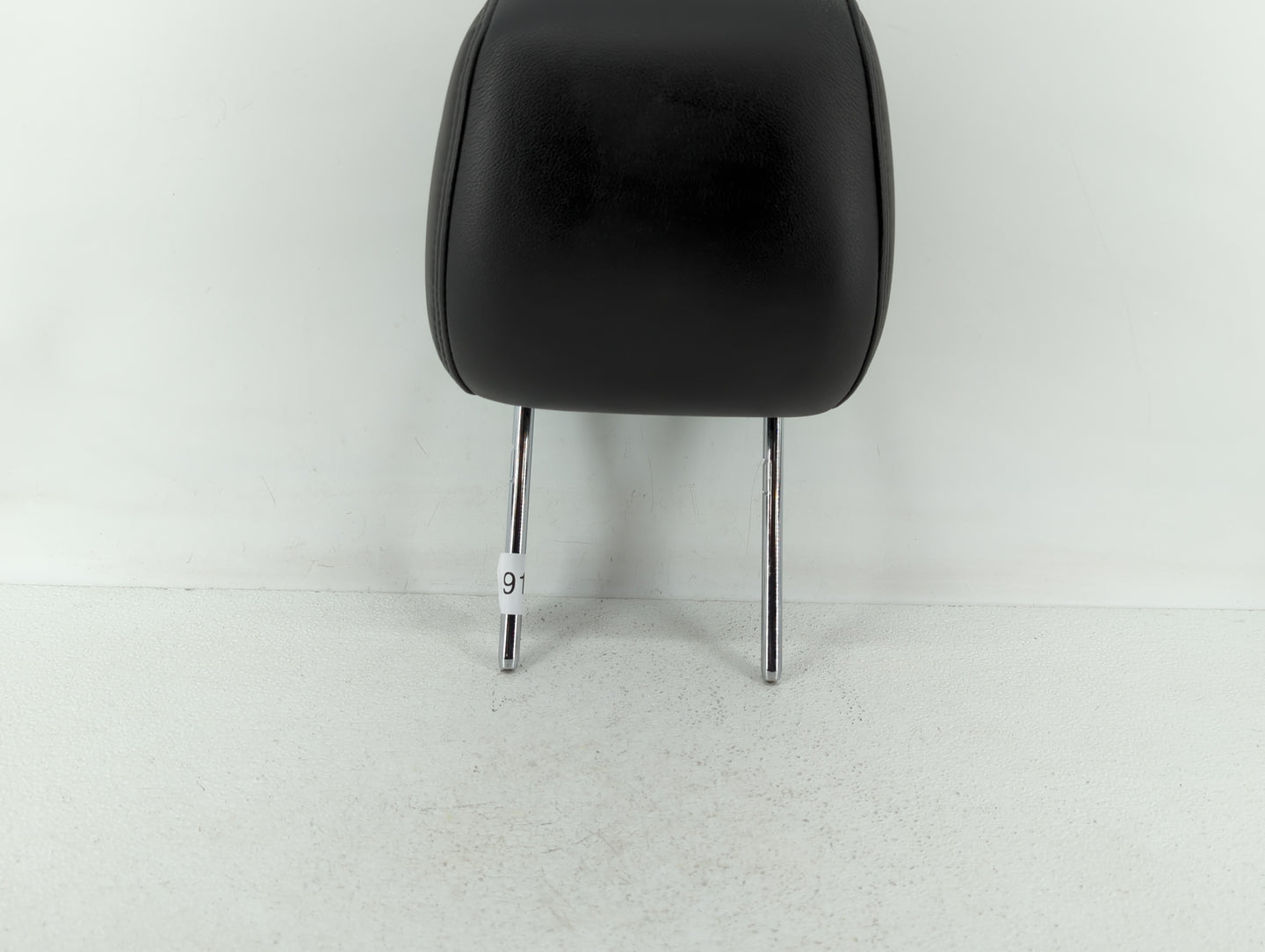 2013-2016 Lincoln Mks Headrest Head Rest Rear Seat Fits Fits 2013 2014 2015 2016 OEM Used Auto Parts - Oemusedautoparts1.com