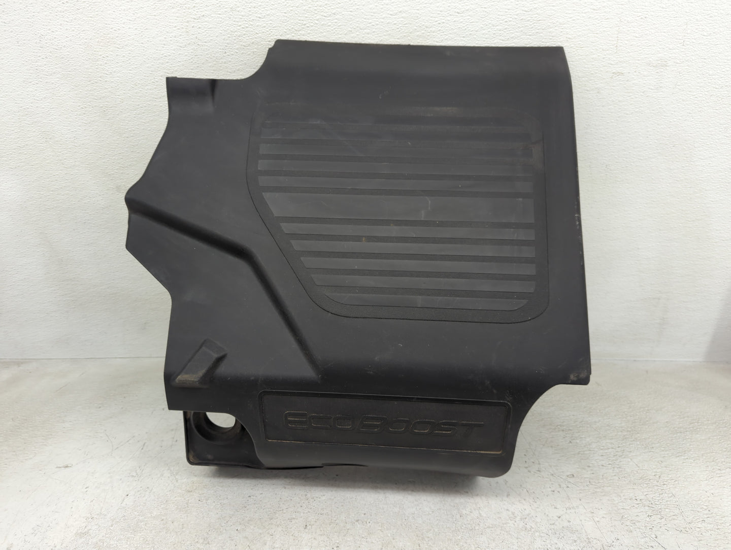 2016 Lincoln Mkt Engine Cover - Oemusedautoparts1.com
