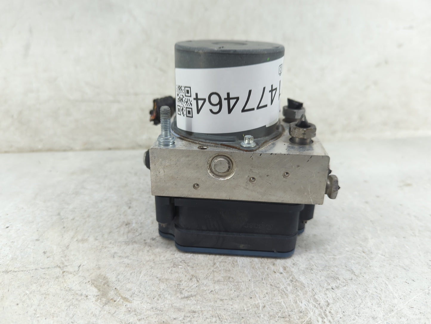 2016-2019 Lincoln Mkt ABS Pump Control Module Replacement P/N:FA83-2C405-AB 269643 Fits Fits 2016 2017 2018 2019 OEM Used Au