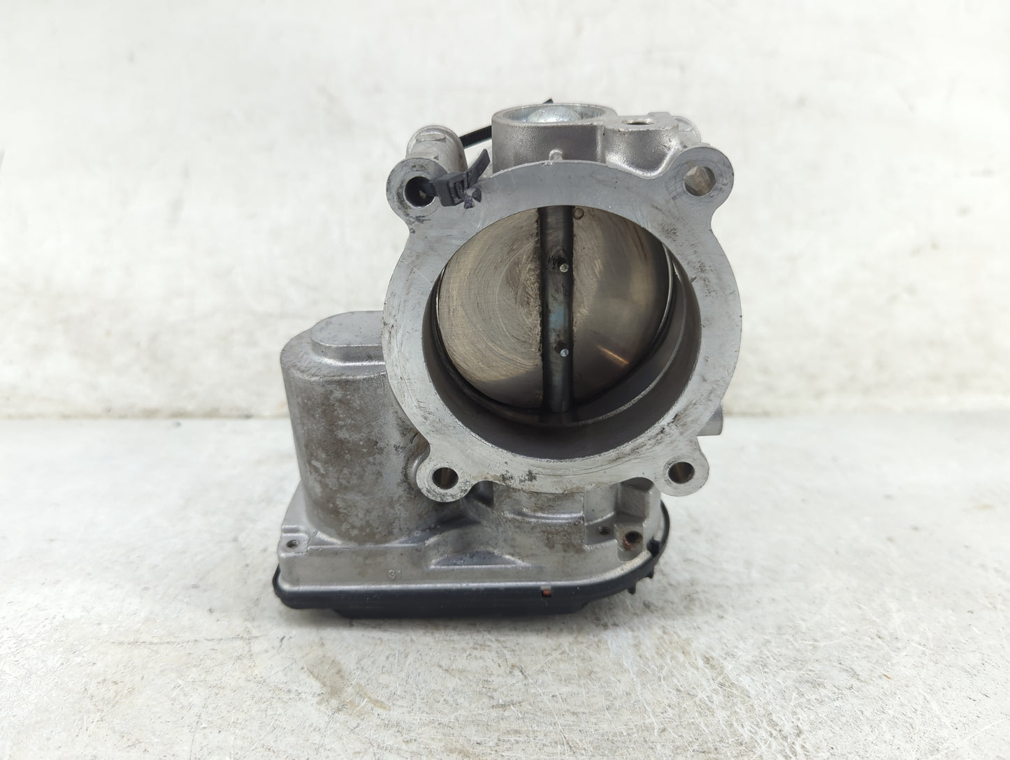 2013-2019 Lincoln Mkt Throttle Body P/N:AT4E-9F991-EL Fits Fits 2011 2012 2013 2014 2015 2016 2017 2018 2019 OEM Used Auto P