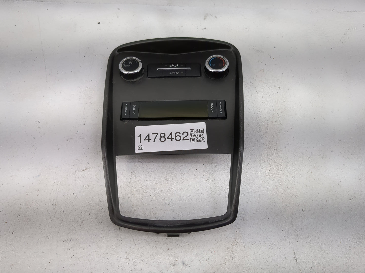 2016 Lincoln Mkt Radio AM FM Cd Player Receiver Replacement P/N:DE9T-19A164-AF Fits OEM Used Auto Parts - Oemusedautoparts1.
