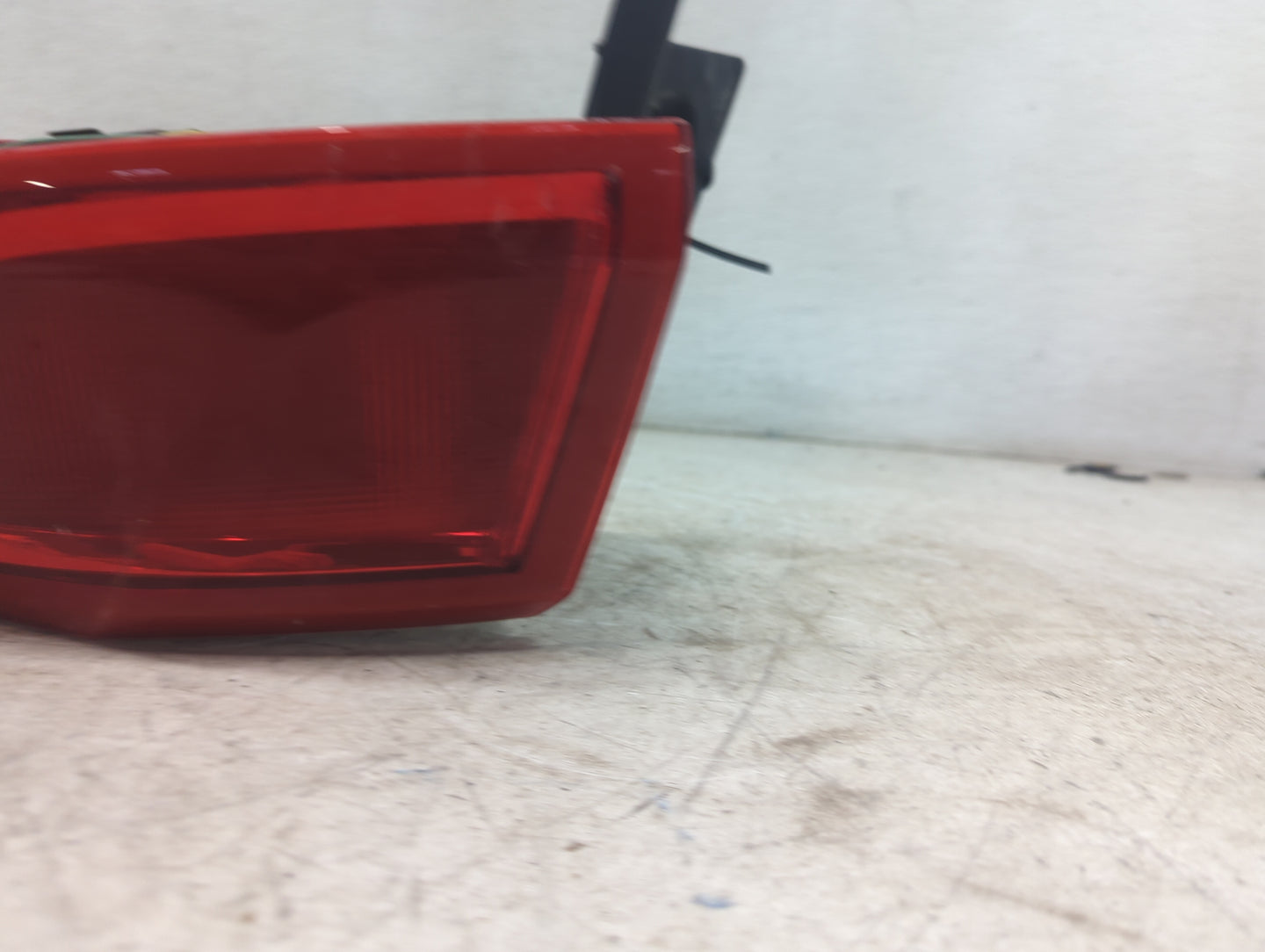 2010-2019 Lincoln Mkt Tail Light Assembly Driver Left OEM Fits Fits 2010 2011 2012 2013 2014 2015 2016 2017 2018 2019 OEM Us