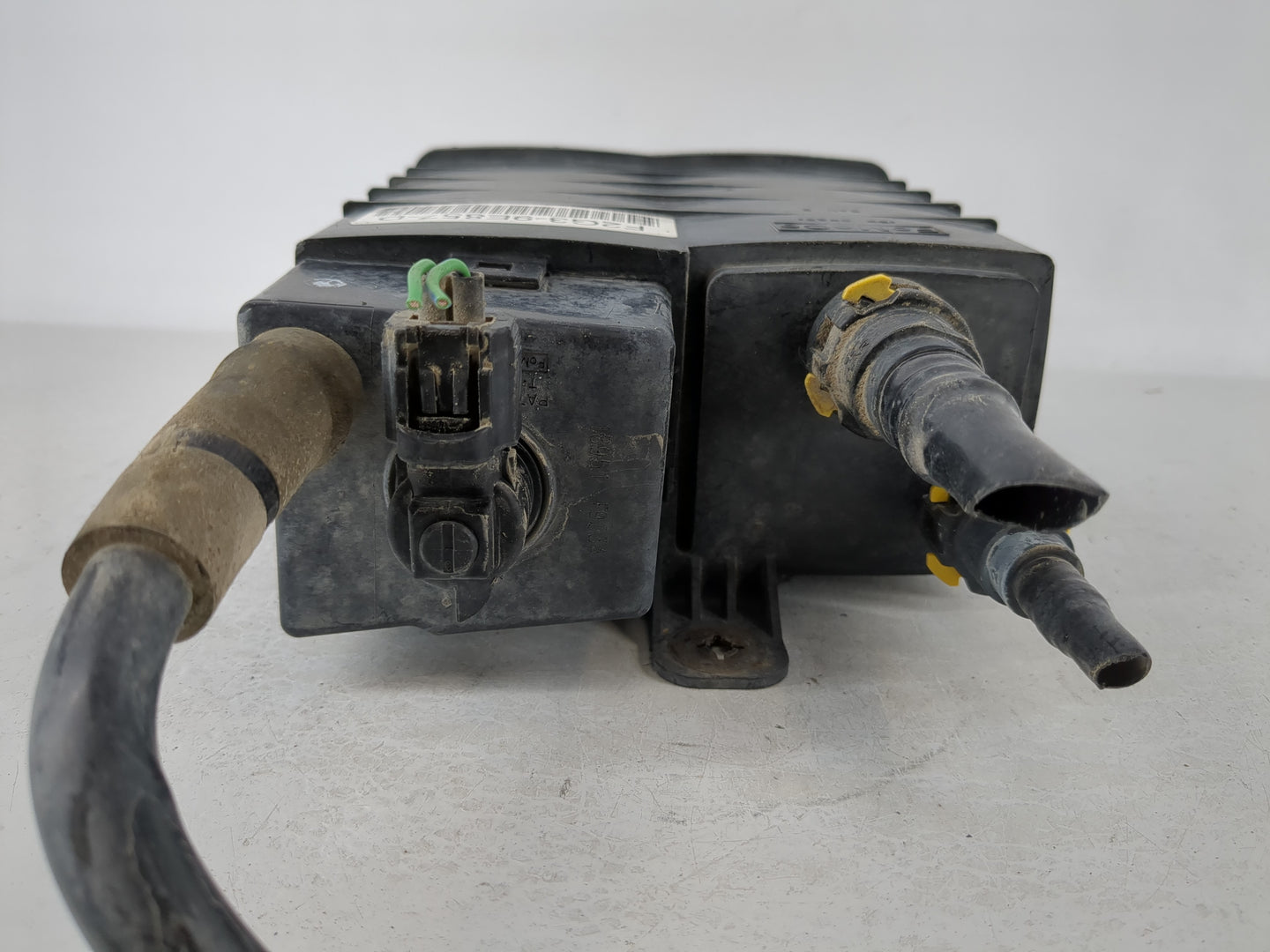 2016 Lincoln Mkx Fuel Vapor Charcoal Canister - Oemusedautoparts1.com