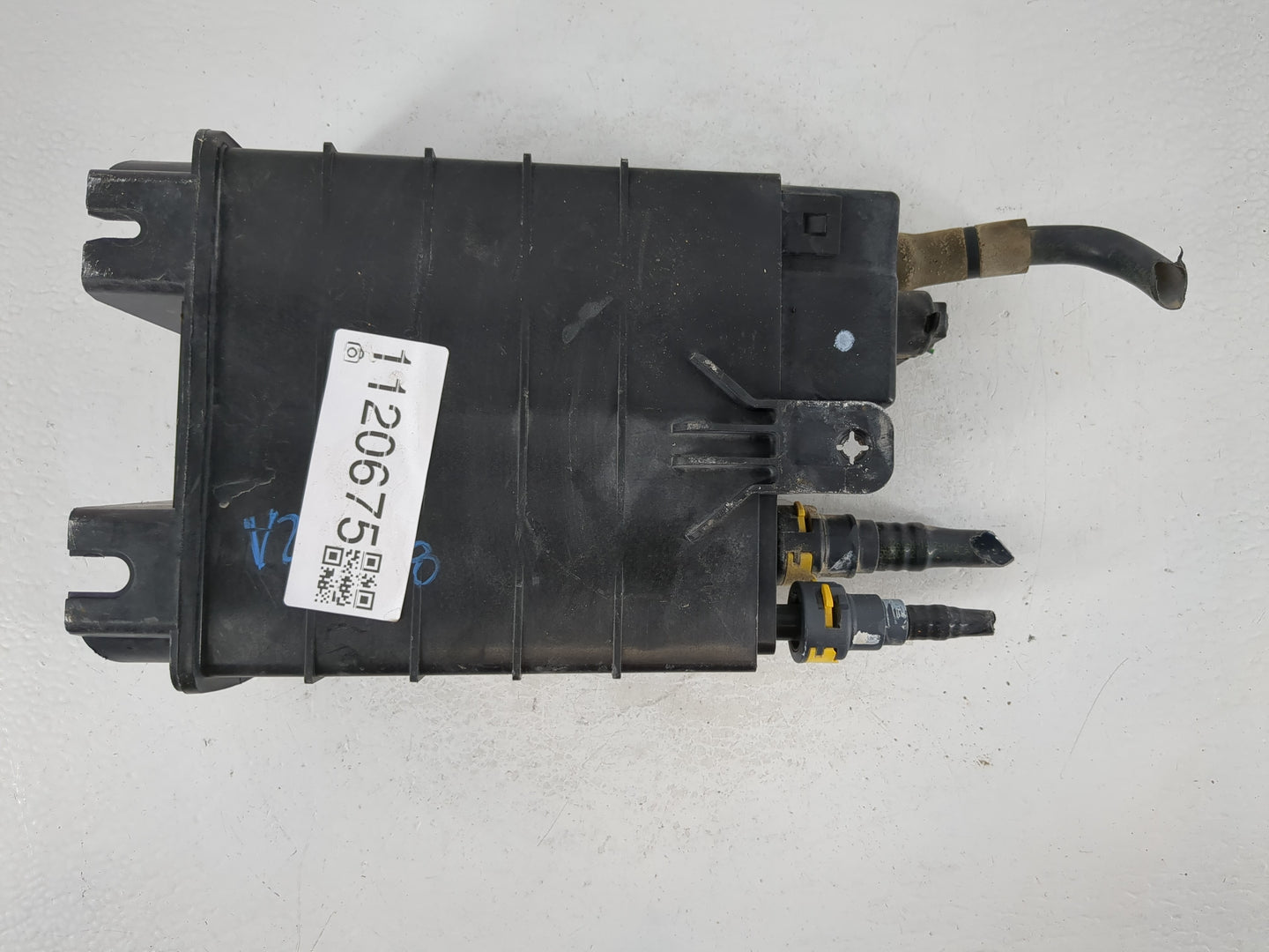 2016 Lincoln Mkx Fuel Vapor Charcoal Canister - Oemusedautoparts1.com