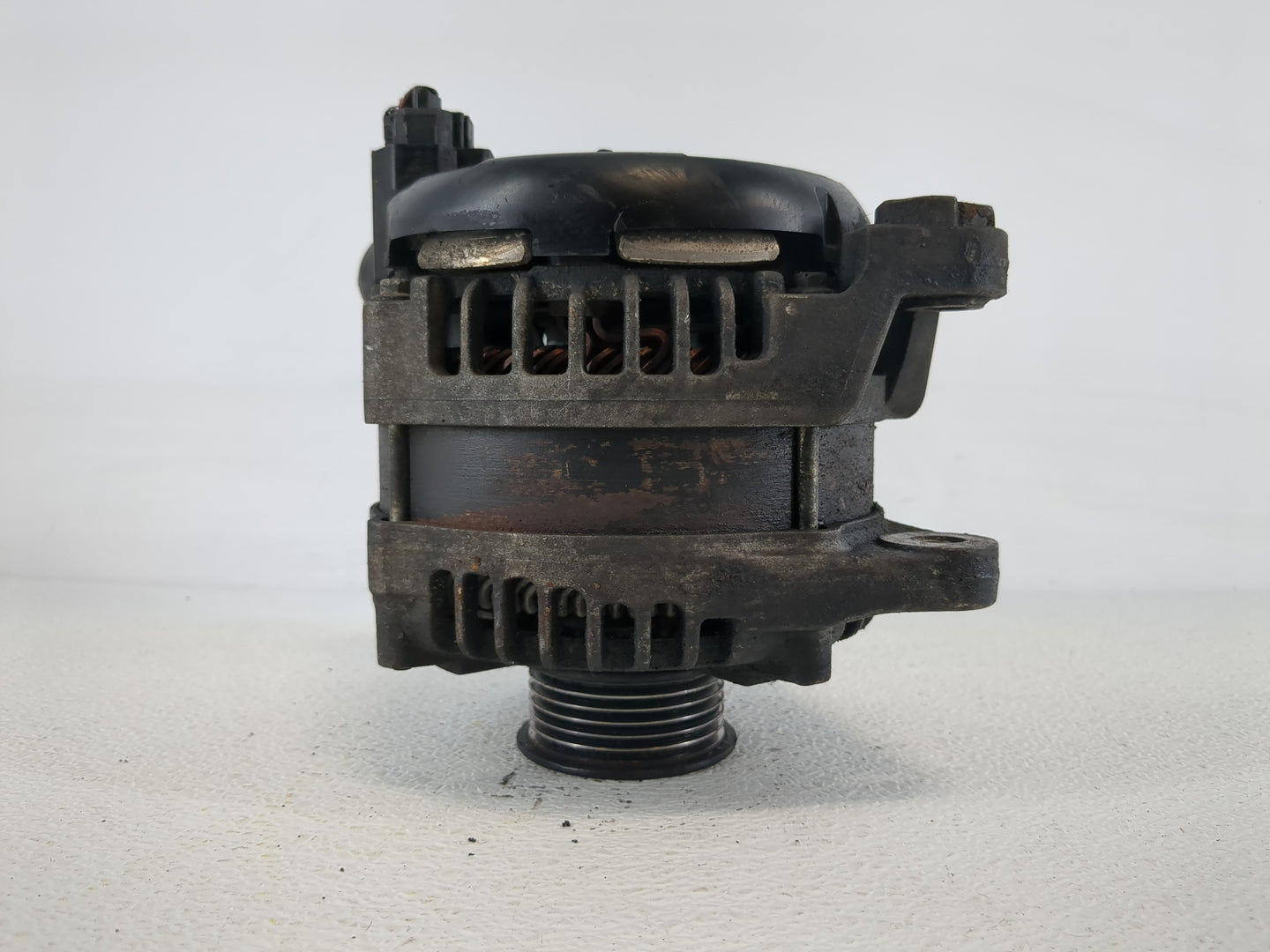 2016-2018 Lincoln Mkx Alternator Replacement Generator Charging Assembly Engine OEM P/N:G2GT-10300-CA Fits OEM Used Auto Par