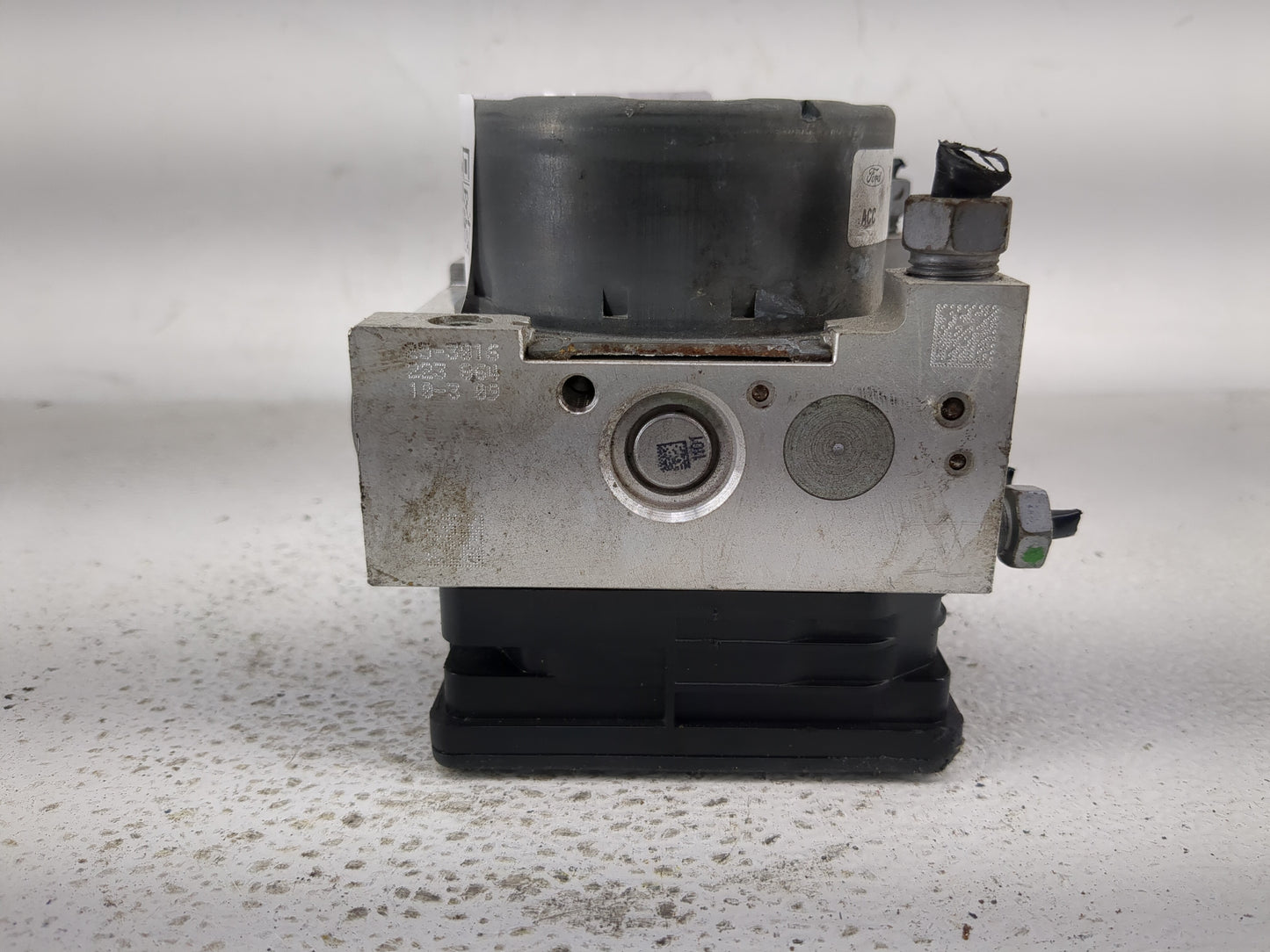 2016-2018 Lincoln Mkx ABS Pump Control Module Replacement P/N:F2GC-2C405-AF Fits Fits 2015 2016 2017 2018 OEM Used Auto Part