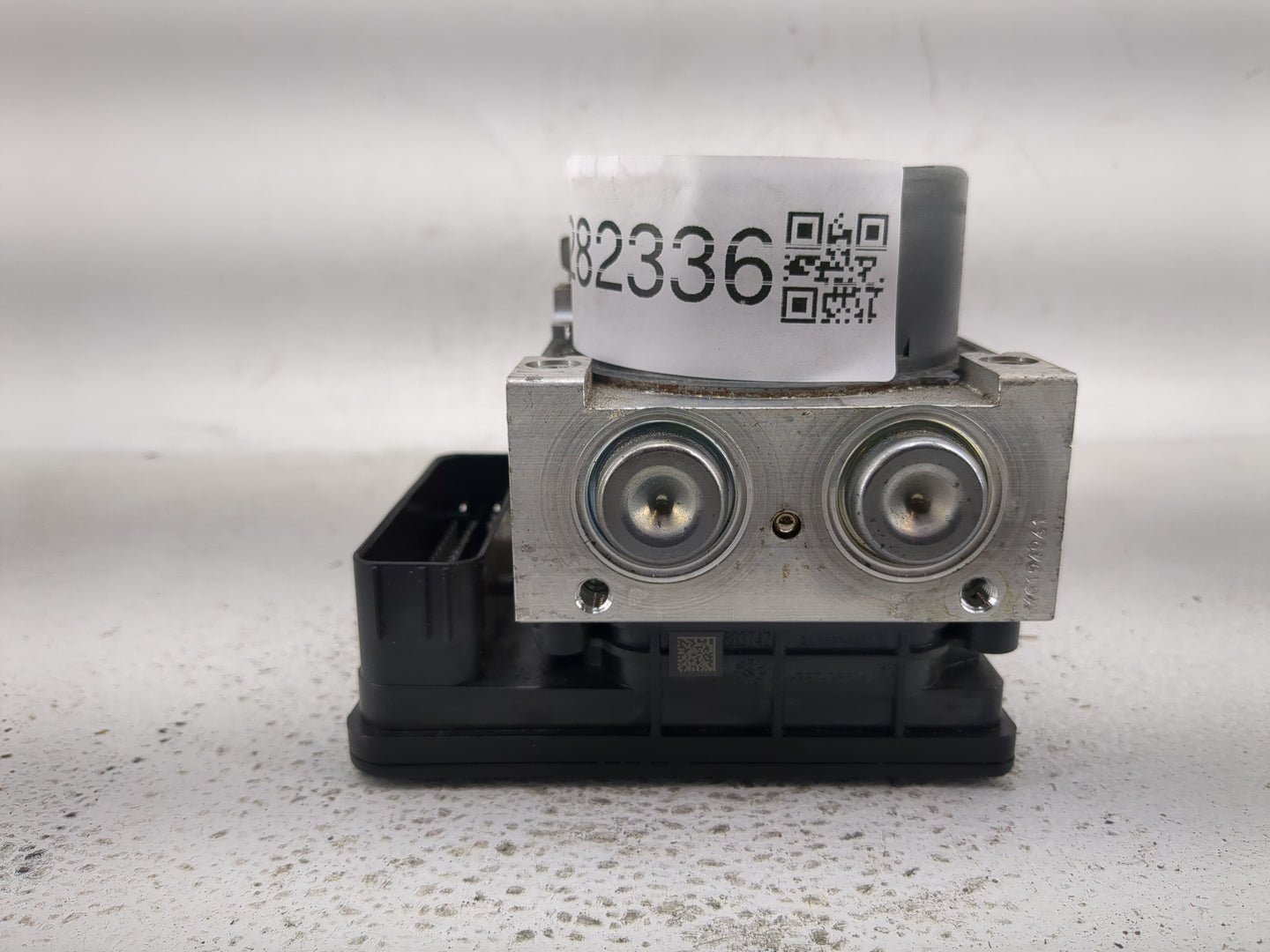 2016-2018 Lincoln Mkx ABS Pump Control Module Replacement P/N:F2GC-2C405-AF Fits Fits 2015 2016 2017 2018 OEM Used Auto Part