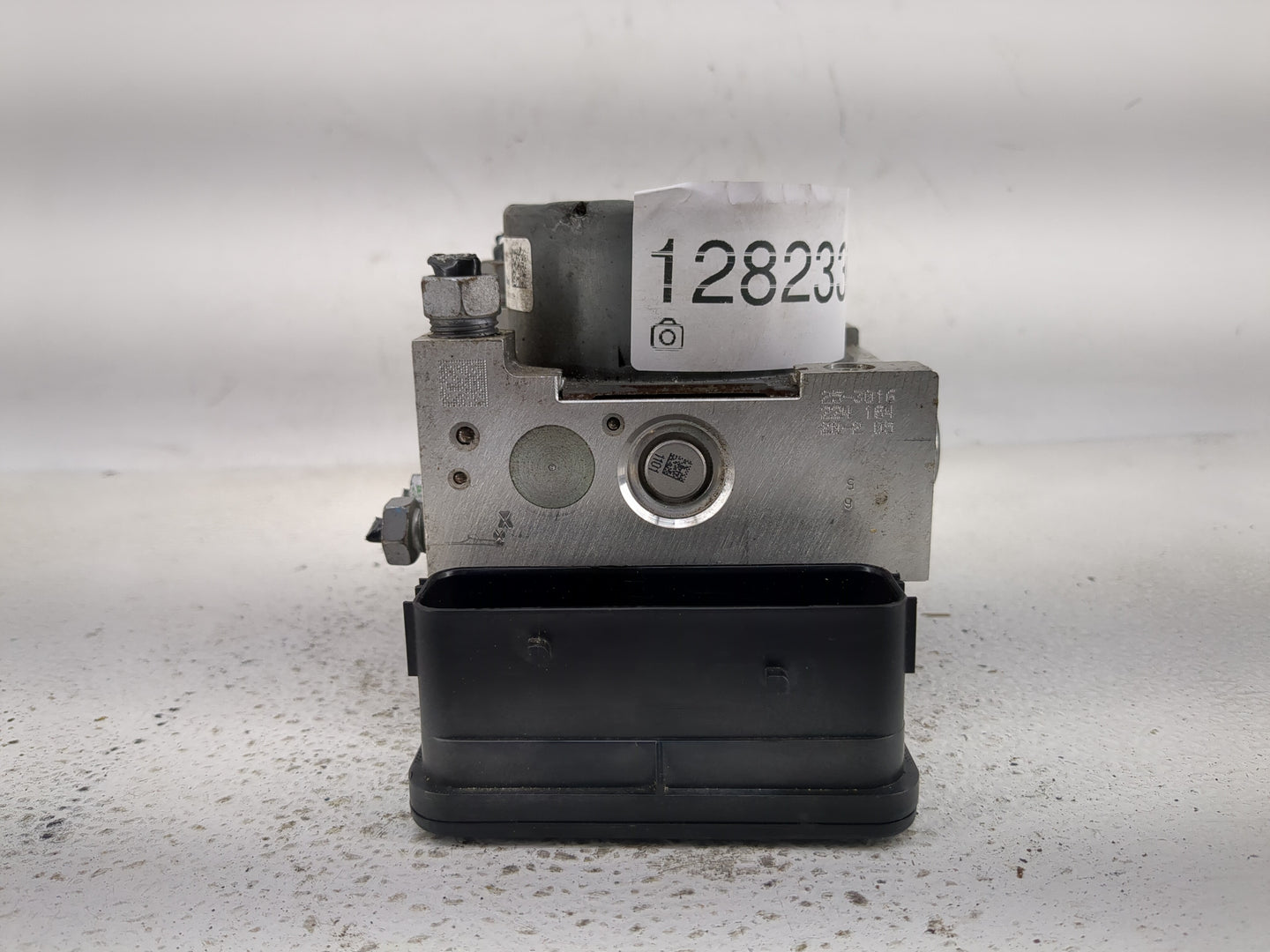 2016-2018 Lincoln Mkx ABS Pump Control Module Replacement P/N:F2GC-2C405-AF Fits Fits 2015 2016 2017 2018 OEM Used Auto Part