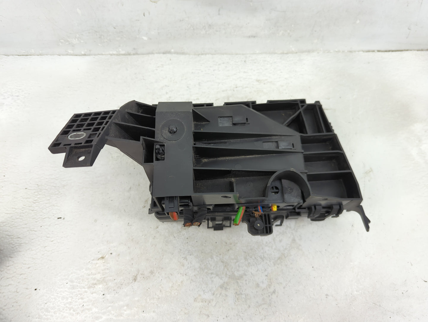 2016-2017 Lincoln Mkx Fusebox Fuse Box Panel Relay Module Fits Fits 2015 2016 2017 2018 OEM Used Auto Parts - Oemusedautopar