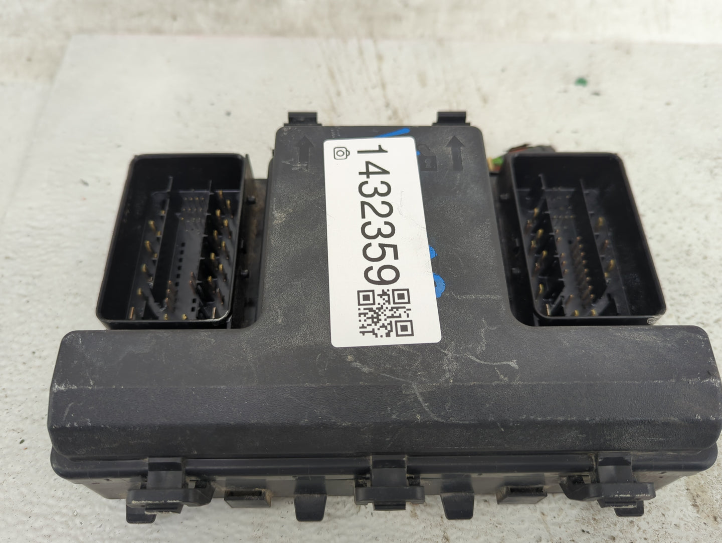 2016-2017 Lincoln Mkx Fusebox Fuse Box Panel Relay Module P/N:G2GT14A075AA Fits Fits 2015 2016 2017 2018 OEM Used Auto Parts
