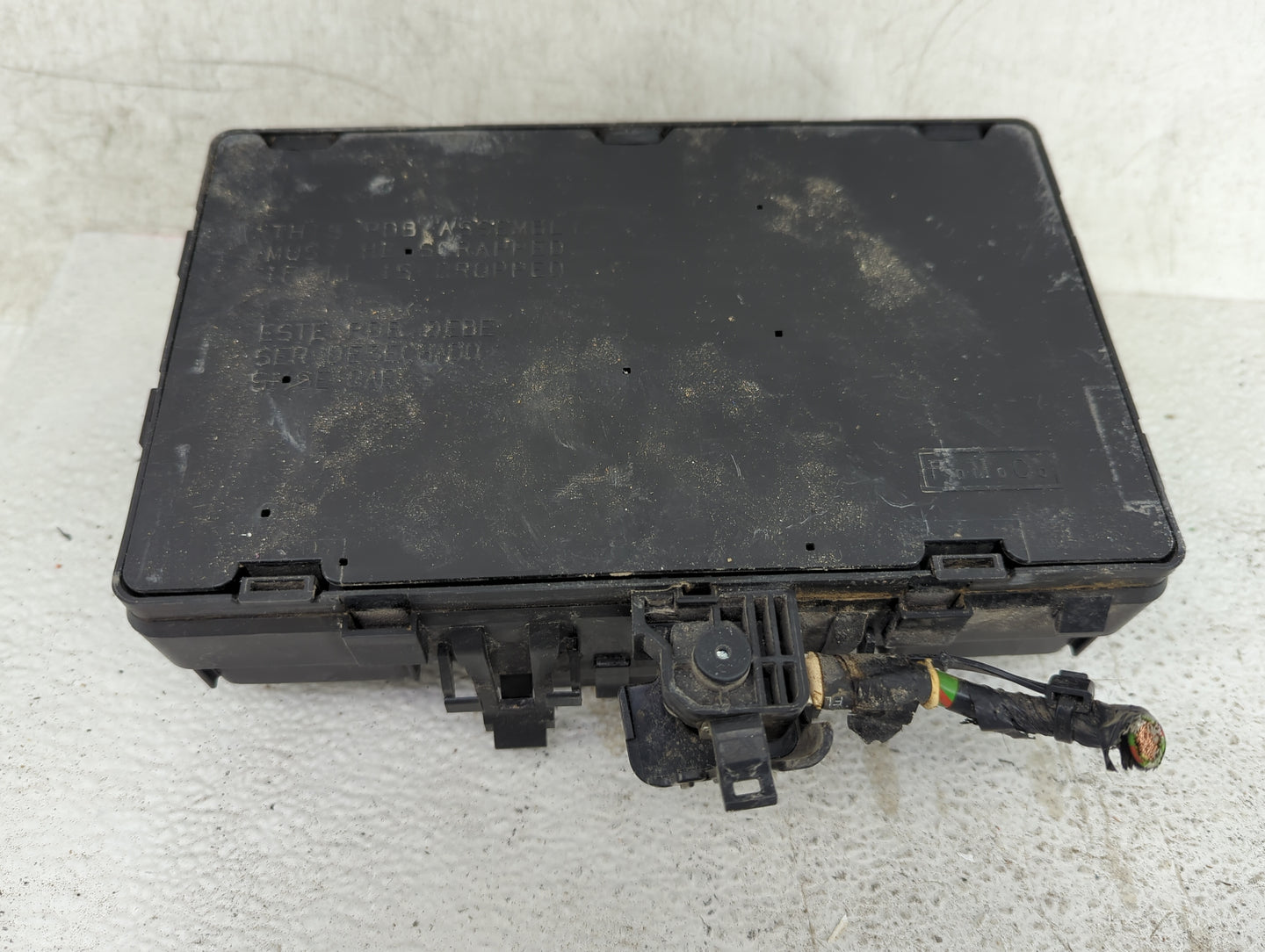2016-2017 Lincoln Mkx Fusebox Fuse Box Panel Relay Module P/N:G2GT14A075AA Fits Fits 2015 2016 2017 2018 OEM Used Auto Parts